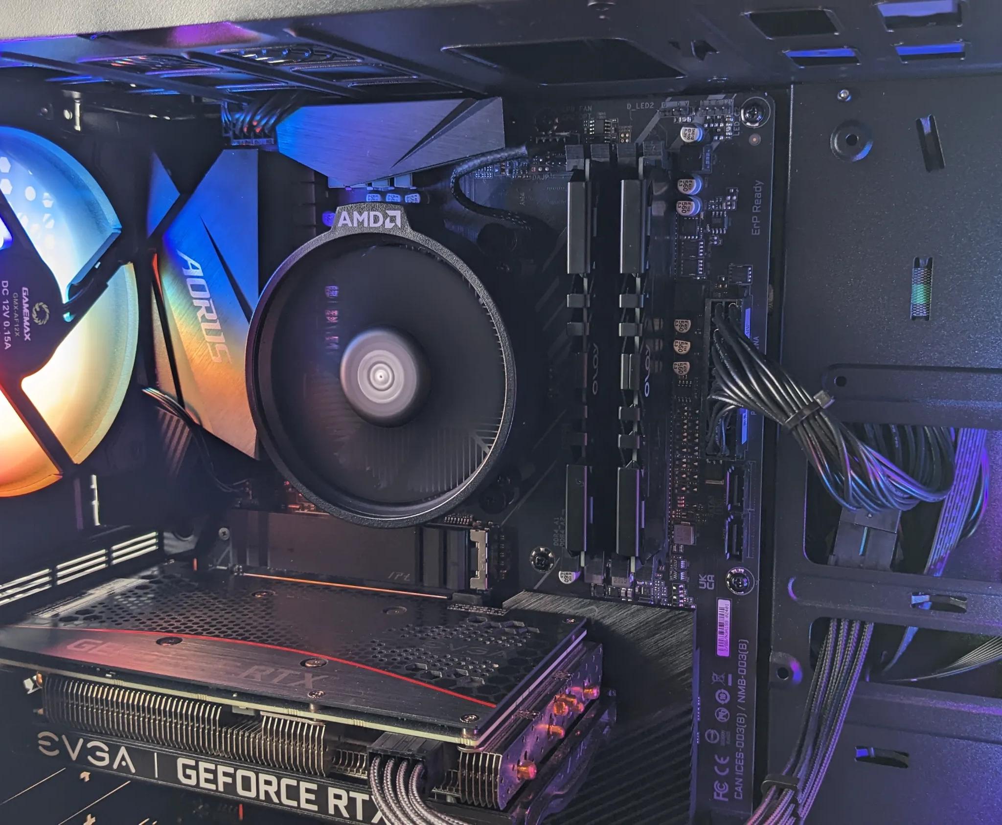 RTX 3060ti, Ryzen 5 5600, 2x8GB 3600mhz, 1TB Gen 4 NVMe