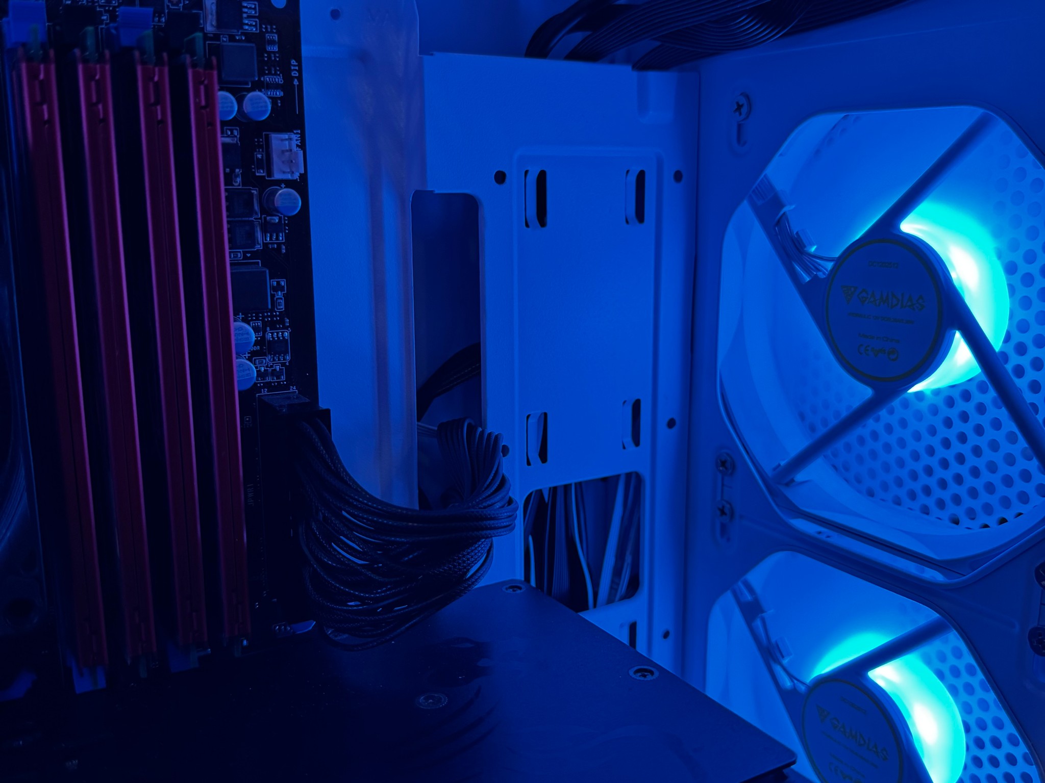 GTX 1060 I5 3570K  16GB RAM 256GB SSD 1TB HDD WIN 10 WIFI Gaming PC