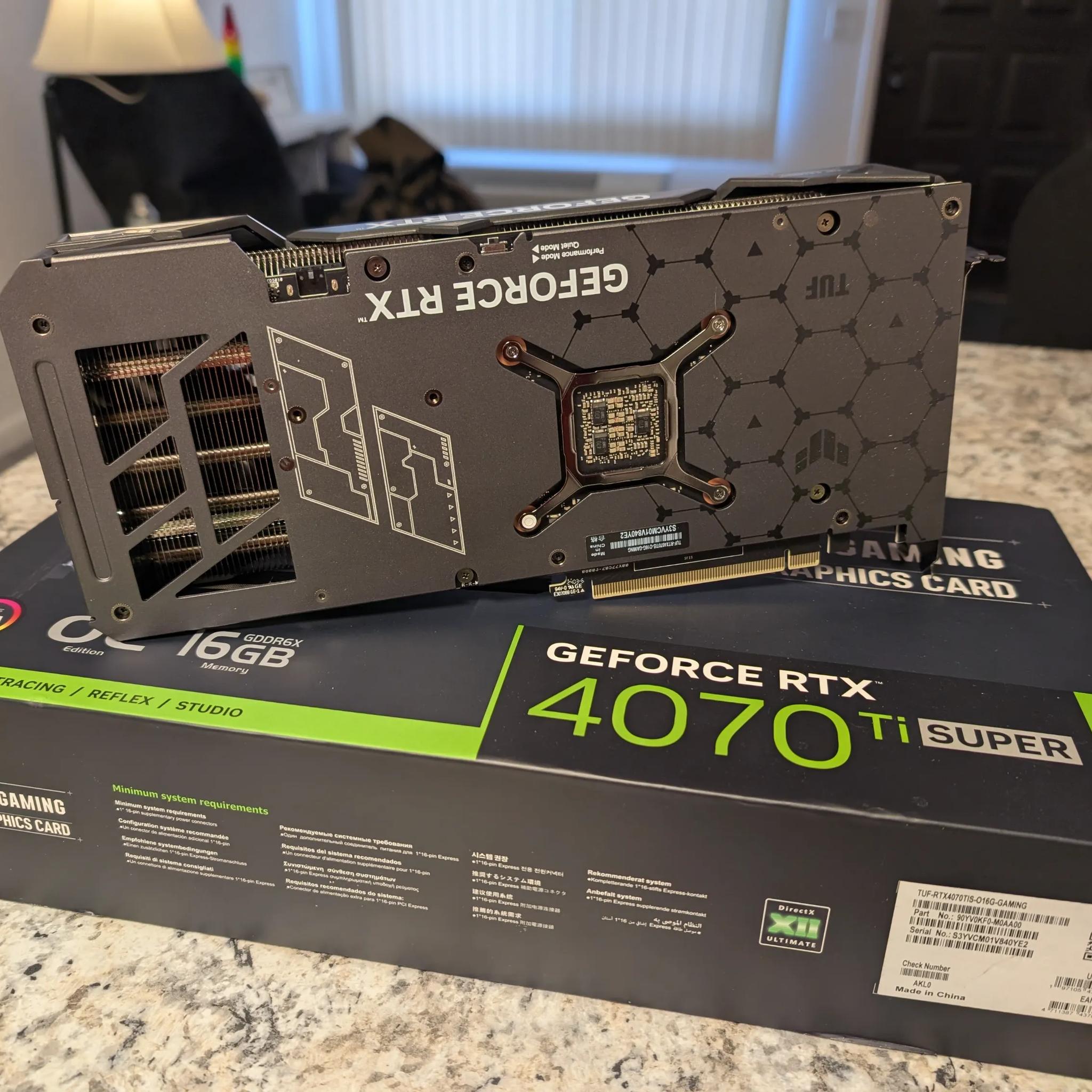 RTX 4070 Ti Super Asus TUF Gaming