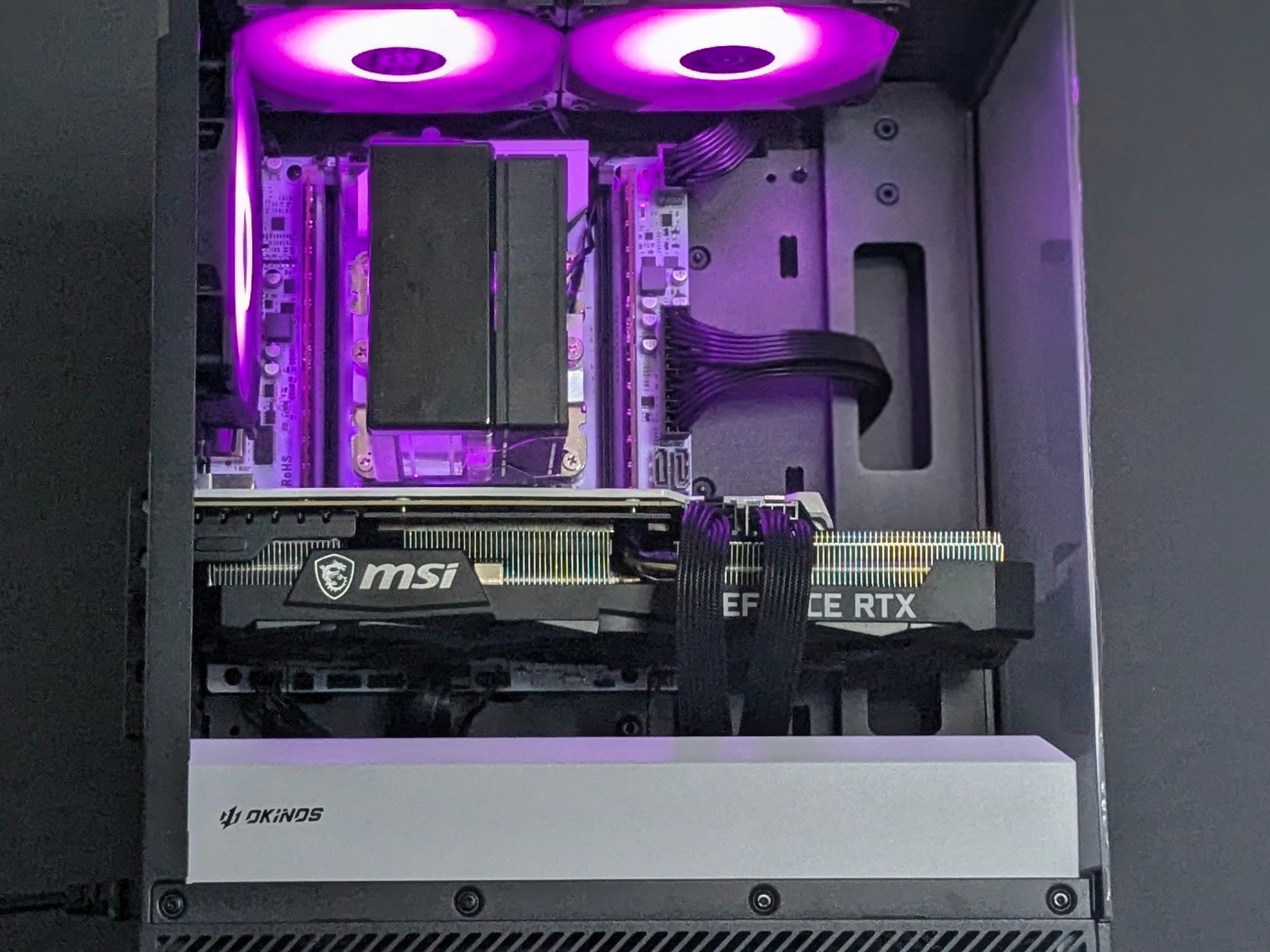 シャチ  ⚫⚪RTX 3070⚫⚪32GB DDR4 RAM⚫⚪Intel(8-cores/16-threads)⚫⚪1tb Nvme⚫⚪Windows 11 Pro