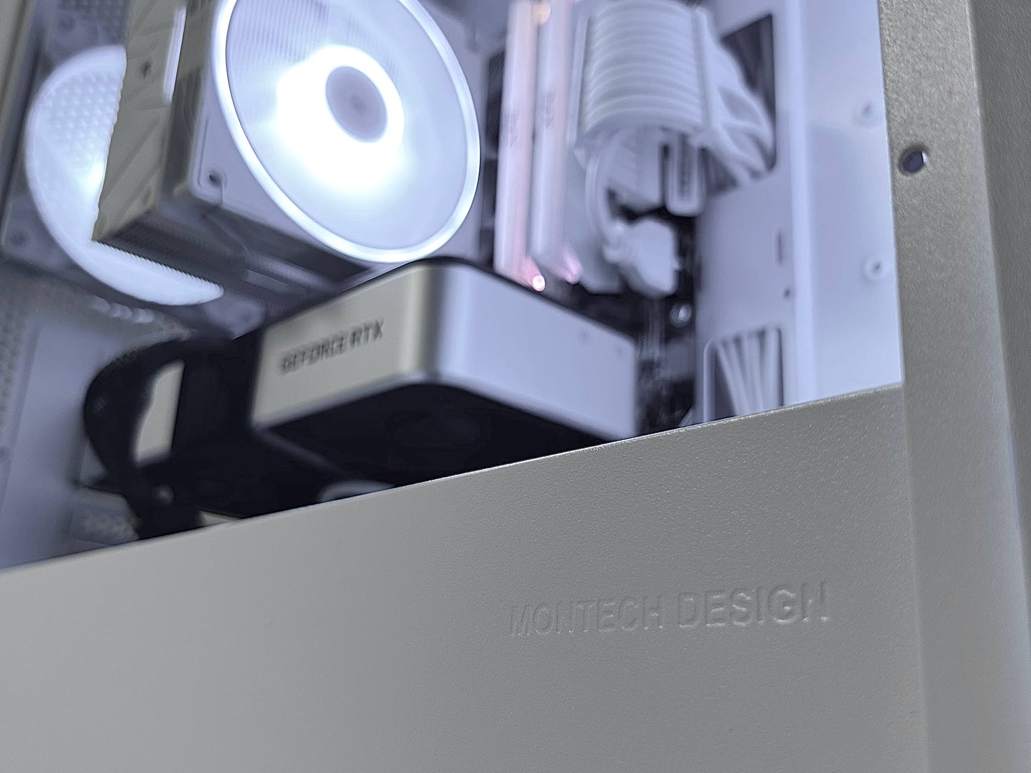 CLEAN Whiteout 1080p Gaming PC | RTX 3060 Ti | Ryzen 5 5500 | 16GB RAM | 1TB NVME SSD