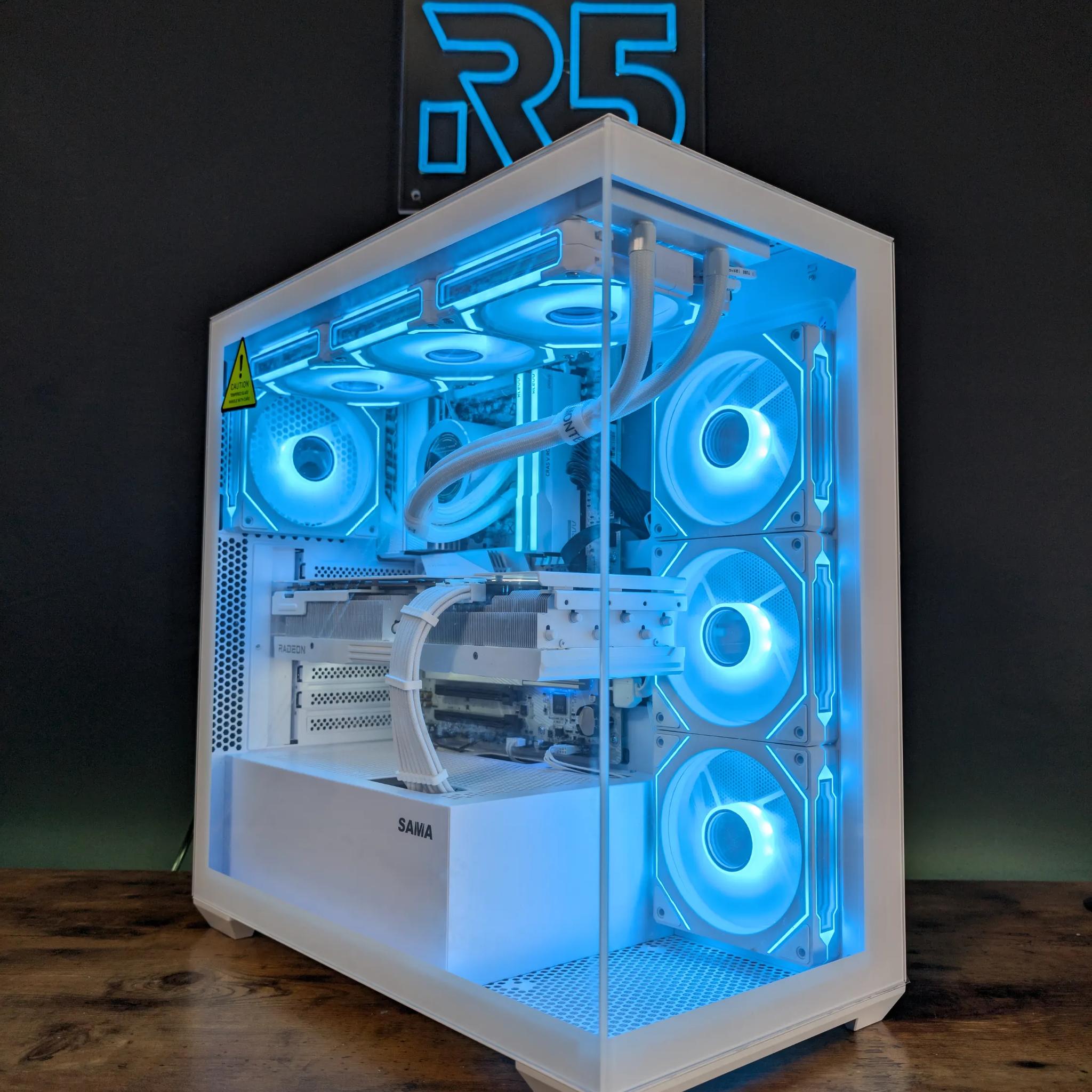 RX 7900XT 20GB // Ryzen 7800x3D // 32GB DDR5 // 2TB Gen4 NVMe // WiFi