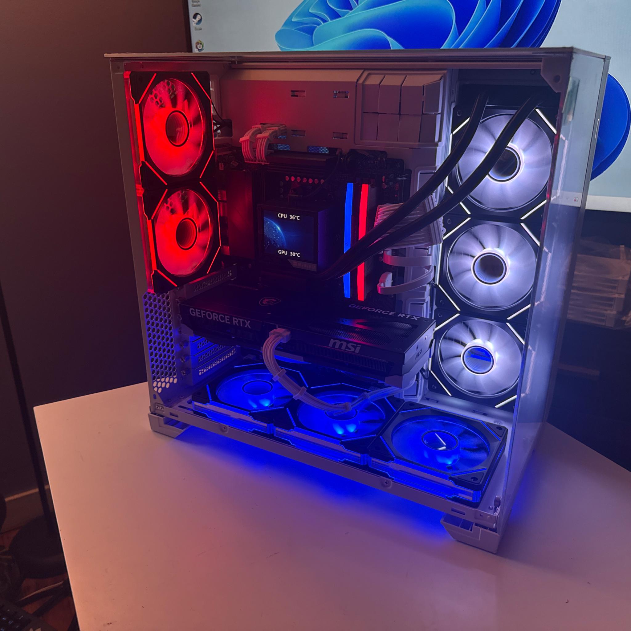 RTX 5080 | Ryzen 7 7800X3D | 2TB SSD | 32GB DDR5