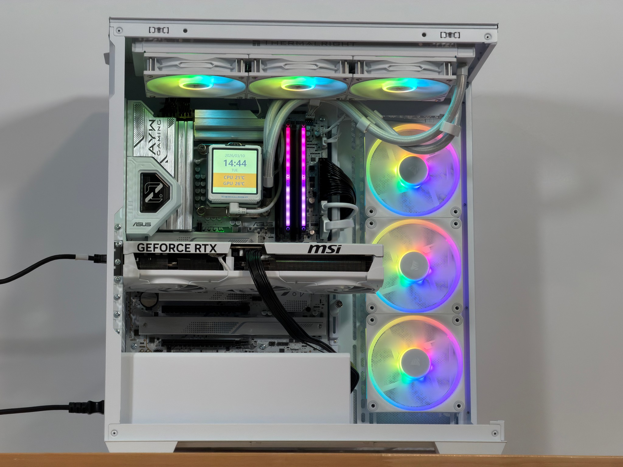 White RTX 5080 Intel Core Ultra 7 265kf Gaming PC
