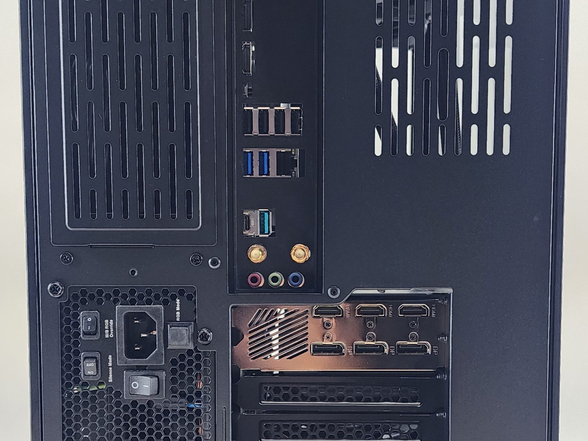 Gaming PC Ryzen 7 7700 32GB RAM 1TB SSD RTX 3080 10GB Windows 11 Computer