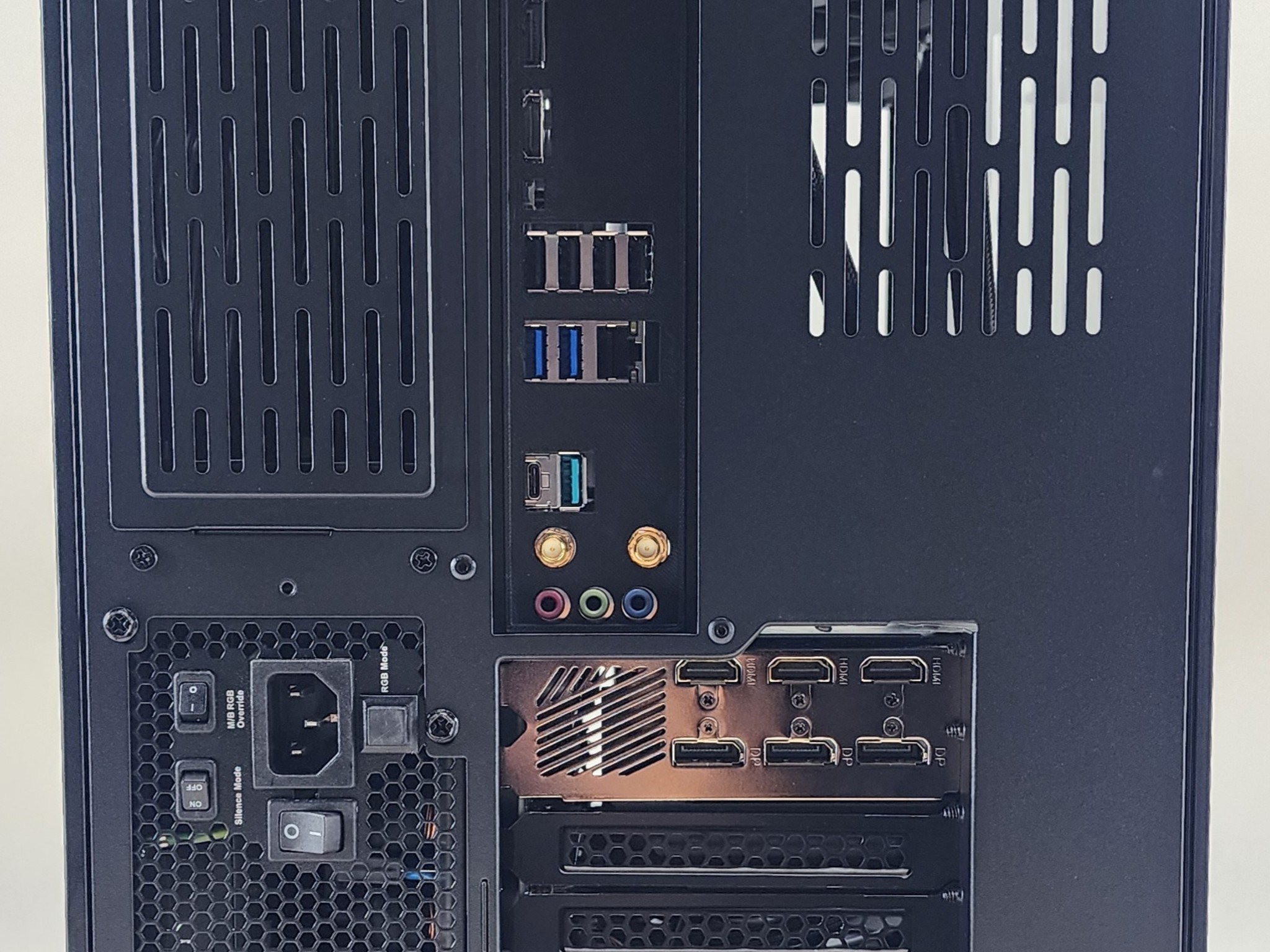 Gaming PC Ryzen 7 7700 32GB RAM 1TB SSD RTX 3080 10GB Windows 11 Computer