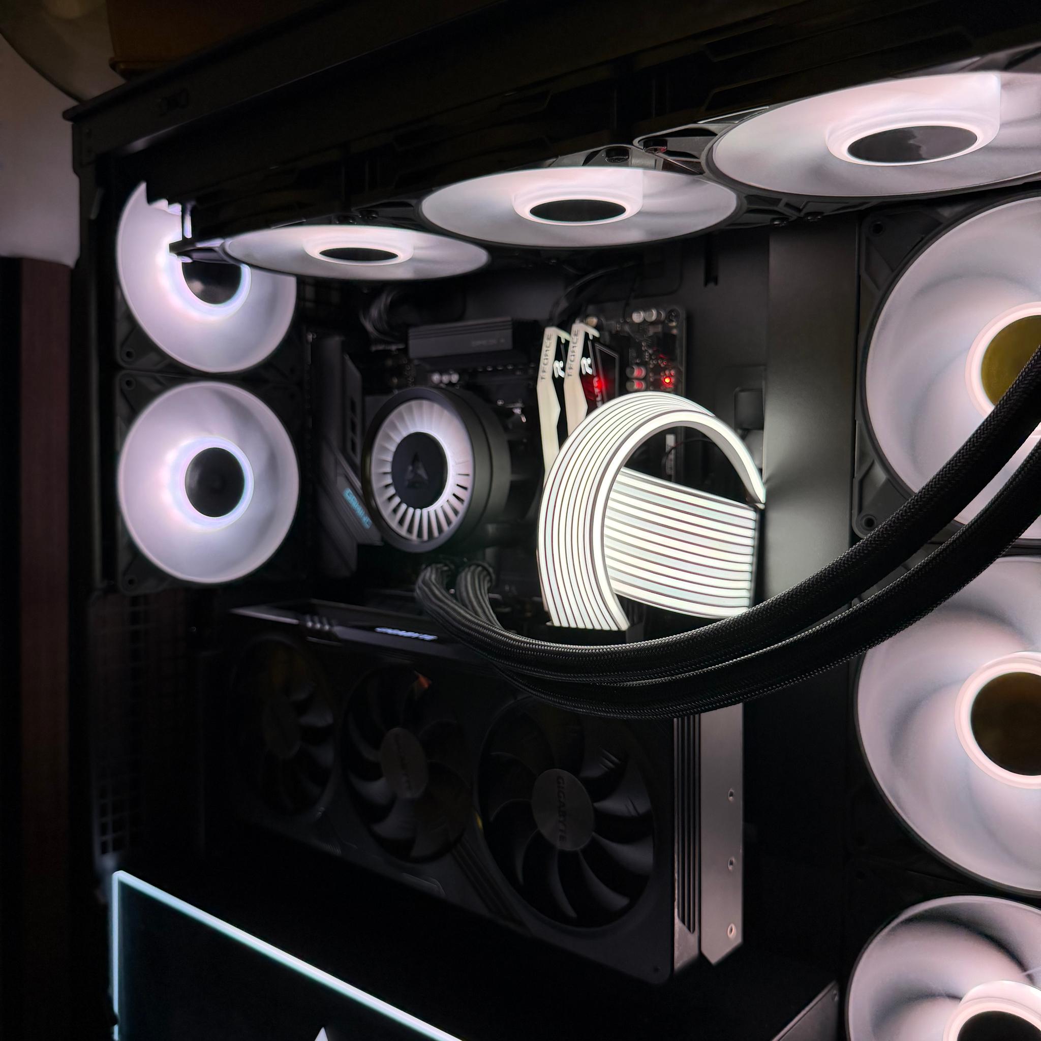 🔥 Gaming PC | Ryzen 5 9600X | RX 7900 GRE | 32GB DDR5 | 1TB SSD