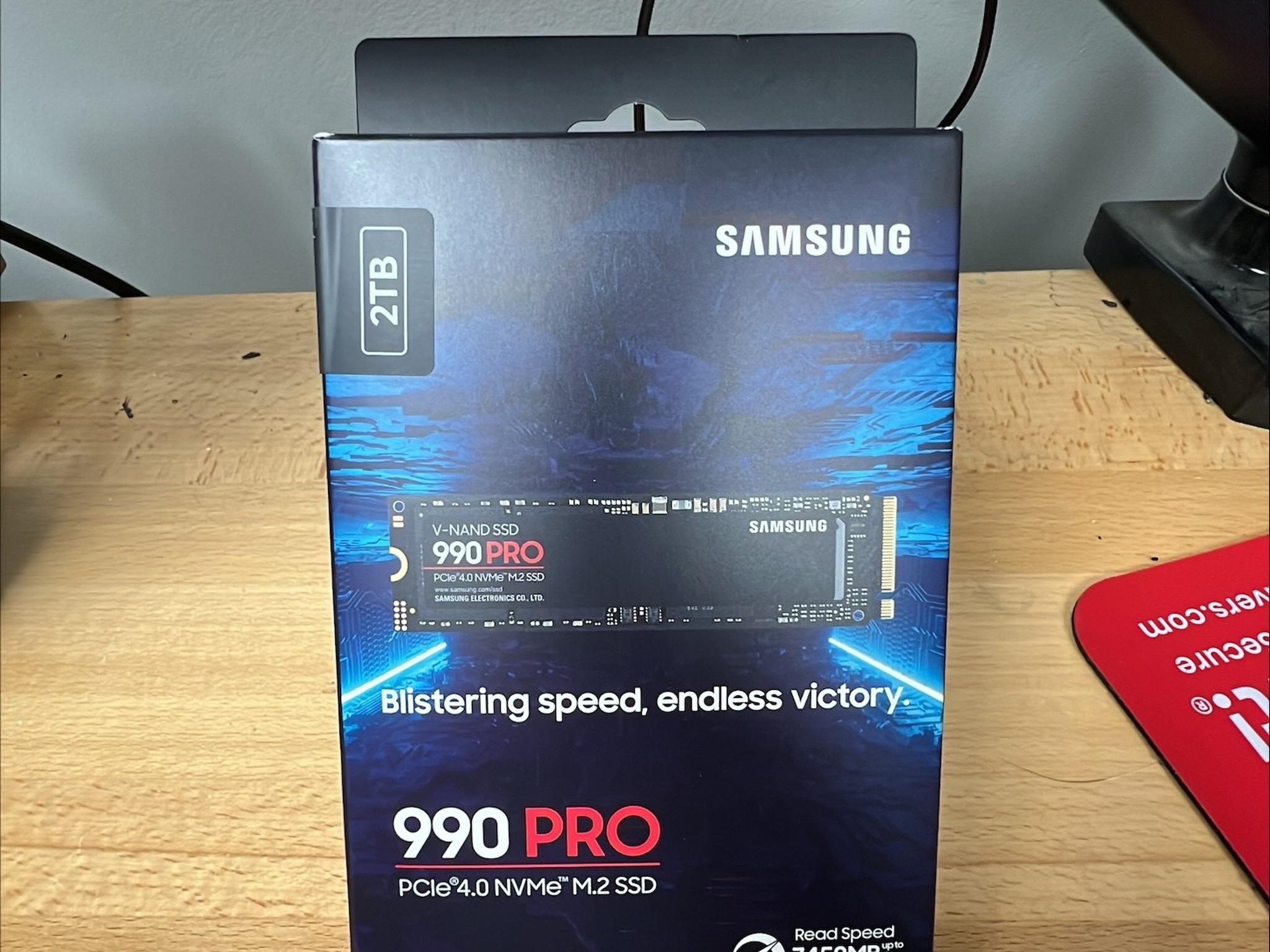 Samsung 990 PRO SSD 2TB NVMe M.2 PCIe Gen4, M.2 2280 Internal Solid State Hard Drive, Seq 7.450 MB/s