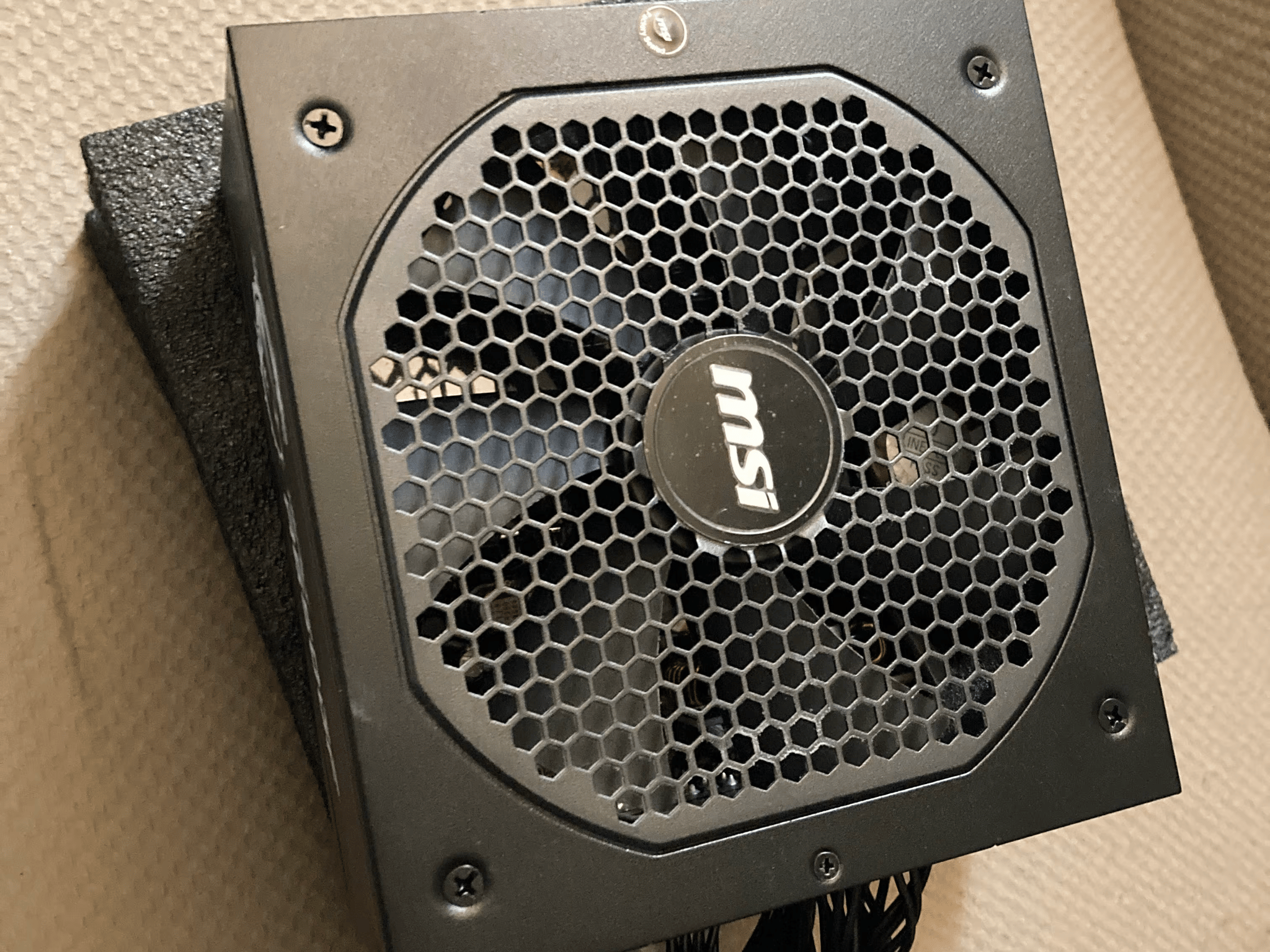 MSI A650GF - Fully Modular PSU