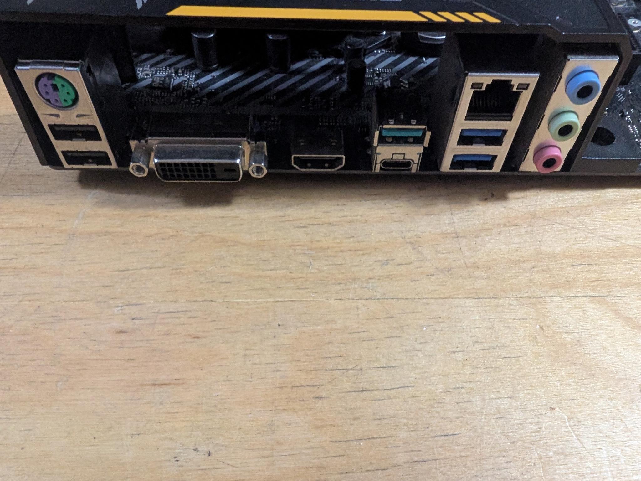 Asus B450m + AMD Ryzen 3 PRO 2200GE