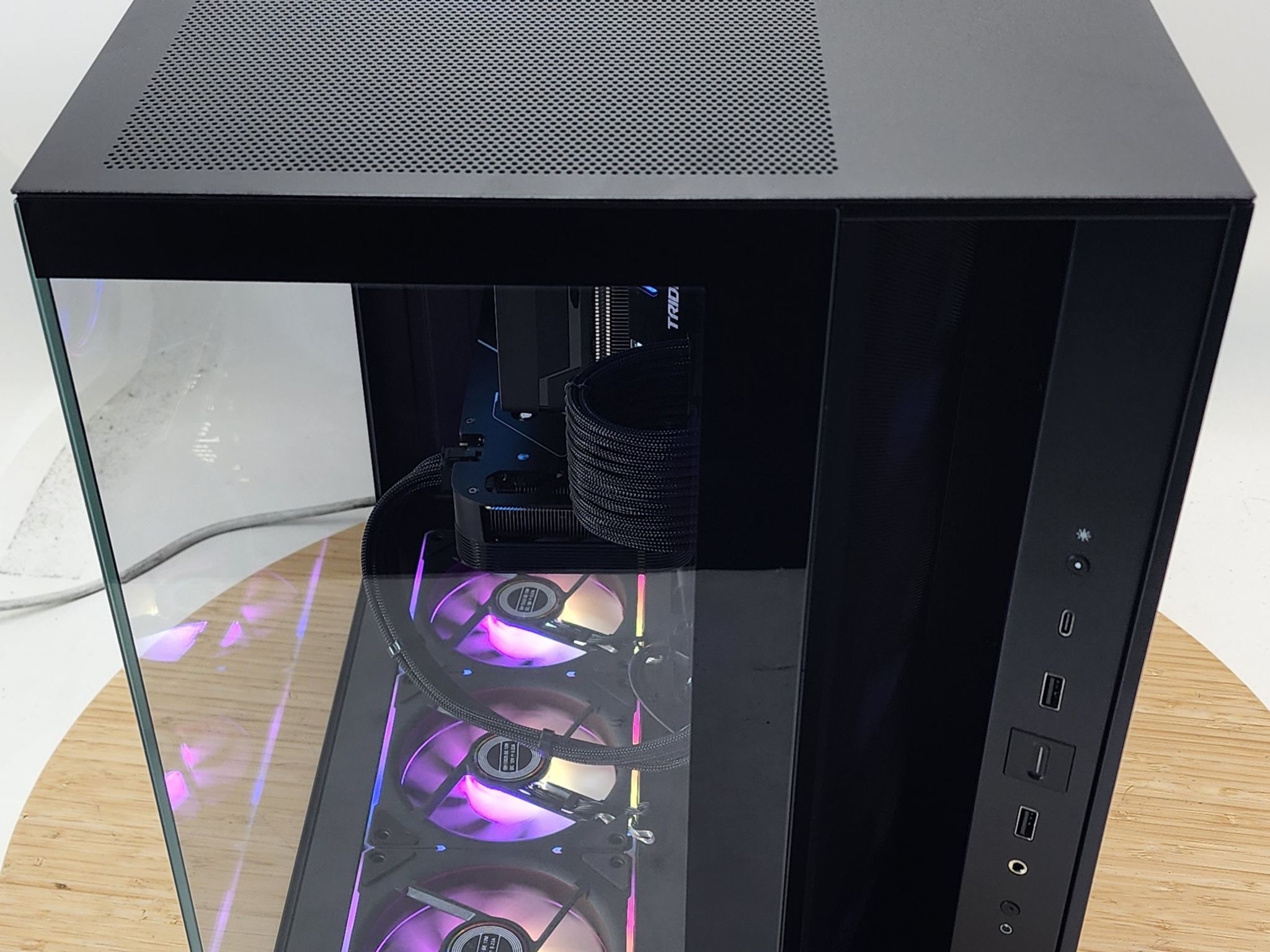 Gaming PC Ryzen 7 5800XT 32GB RAM 1TB SSD RTX 4060 8GB Windows 11 Computer