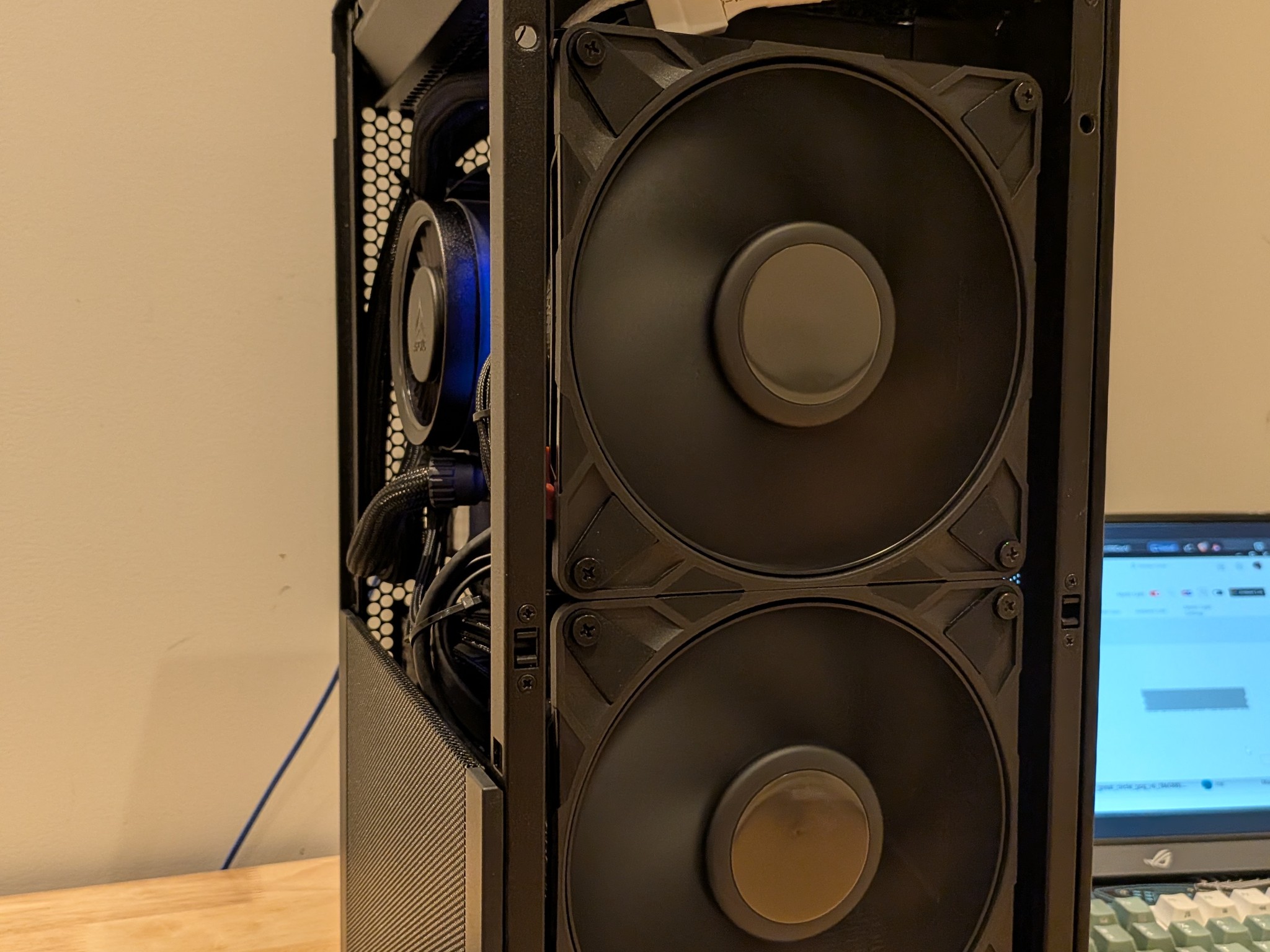 4K Workflow - RTX 5080, Ryzen 9 9900X, 64 GB DDR5, 2 TB Gen 4 NVME, RGB, Liquid Cooled