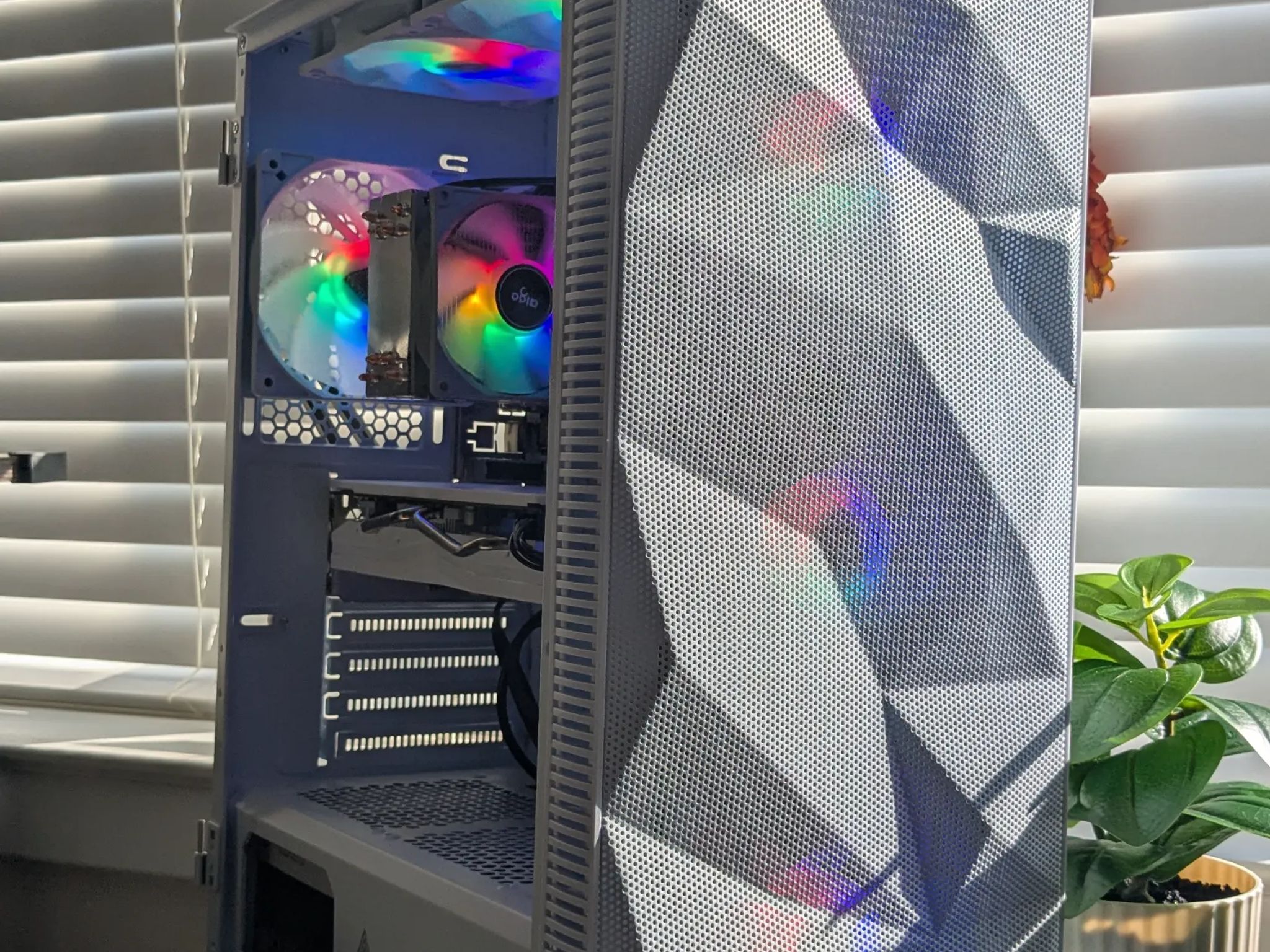 ❄️ Frost | AMD Ryzen 5 3500x - AMD Radeon RX 580 Gaming PC