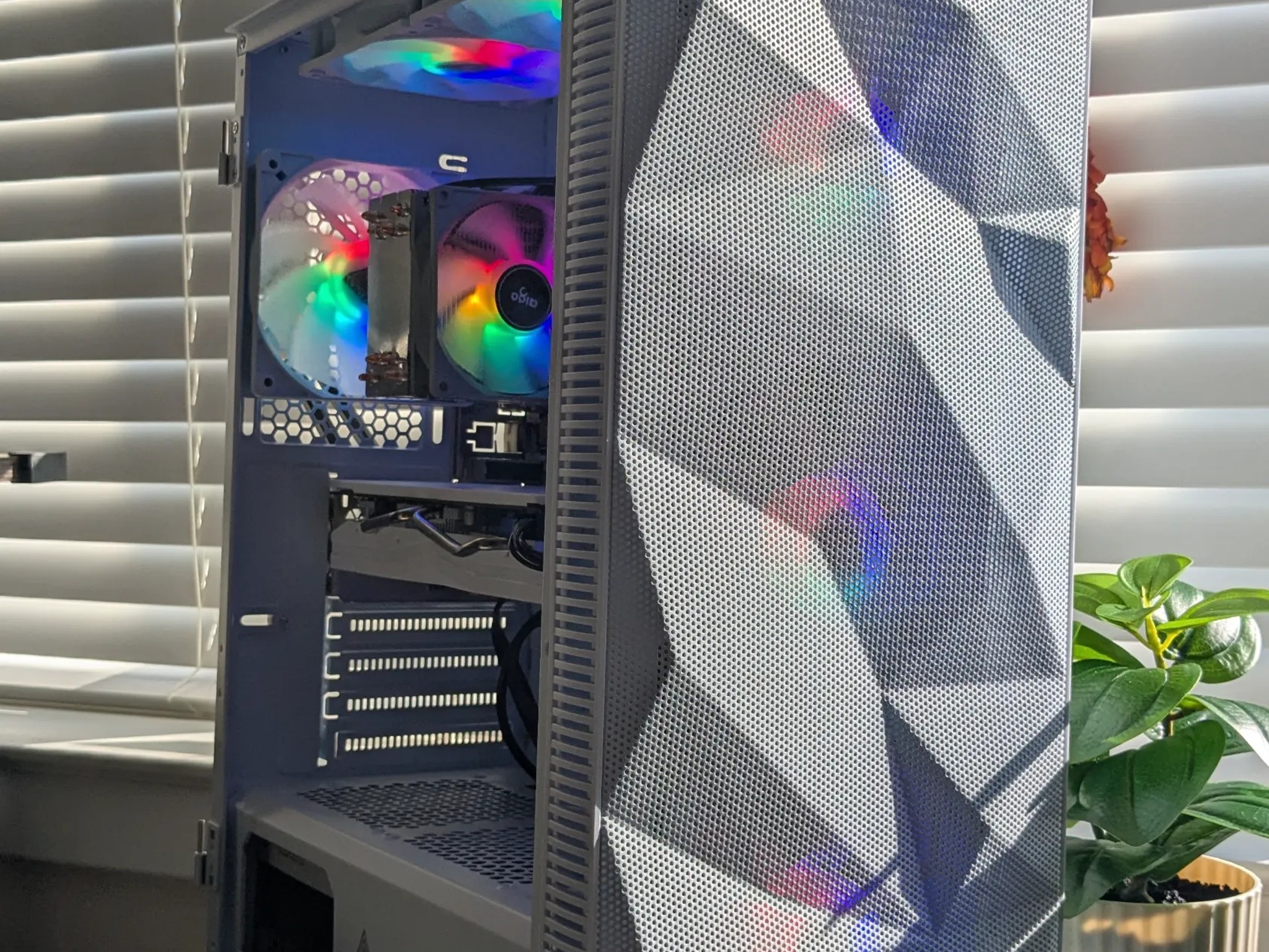 ❄️ Frost | AMD Ryzen 5 3500x - AMD Radeon RX 580 Gaming PC