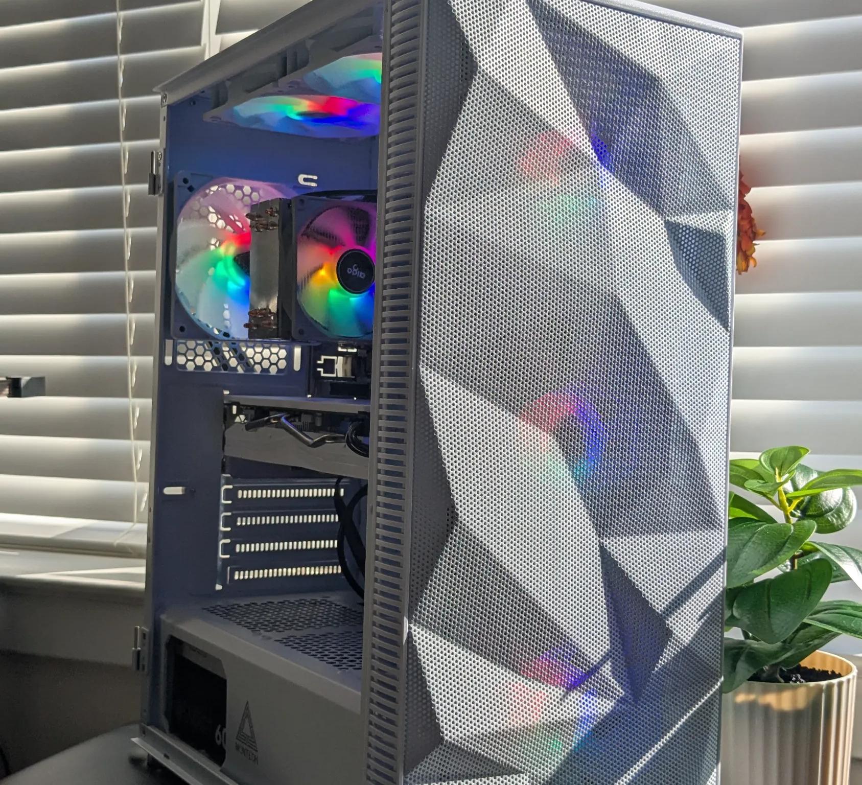 ❄️ Frost | AMD Ryzen 5 3500x - AMD Radeon RX 580 Gaming PC