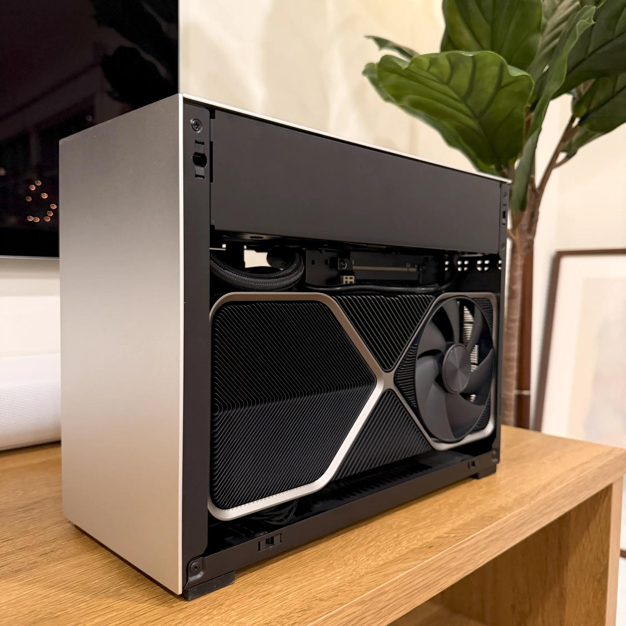 4K SFF "Quicksilver" | RTX 4080 FE