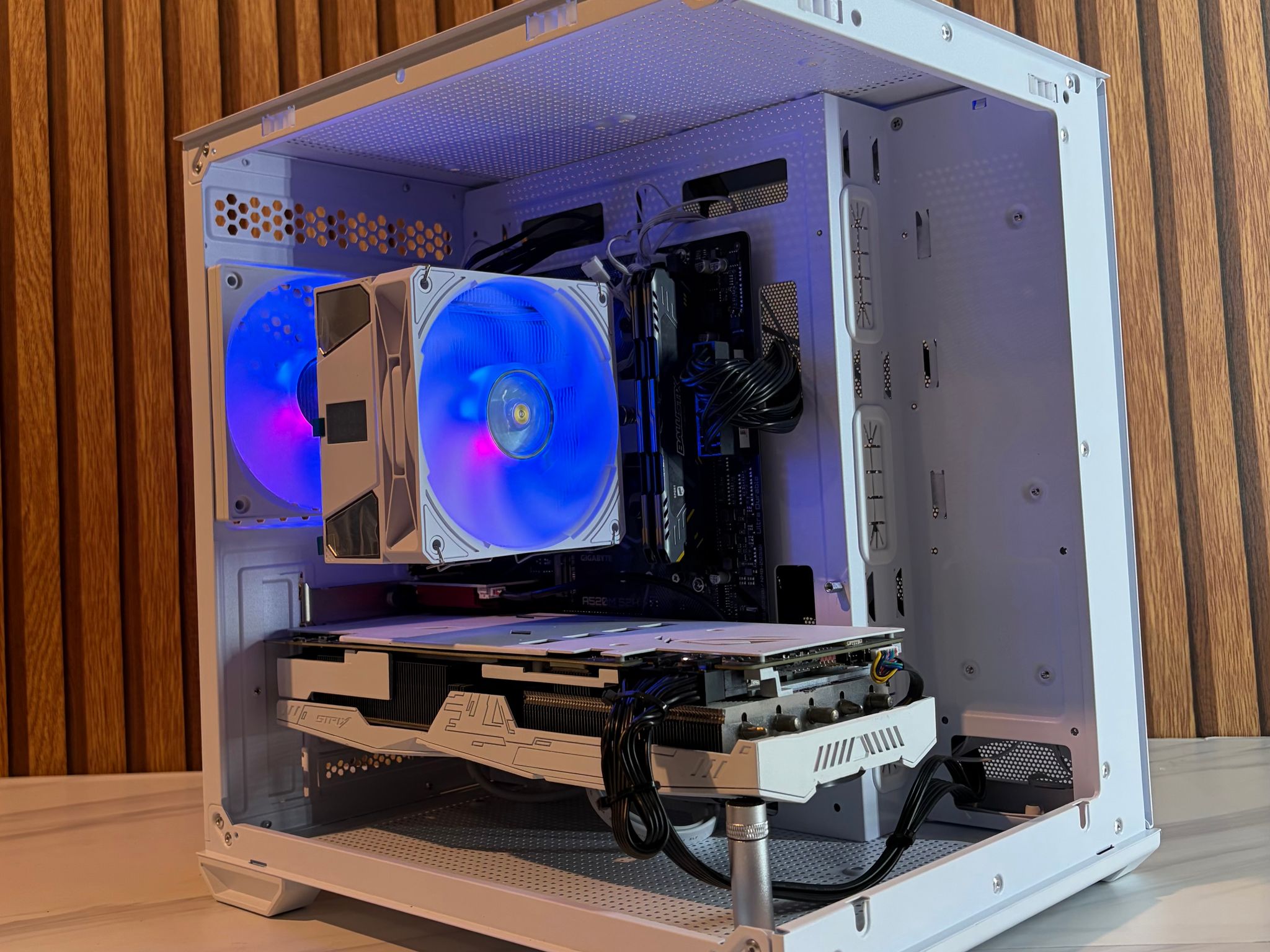 RTX 2060 SUPER | RYZEN 5 3600 | 16GB DDR4 | 500GB SSD | 550W