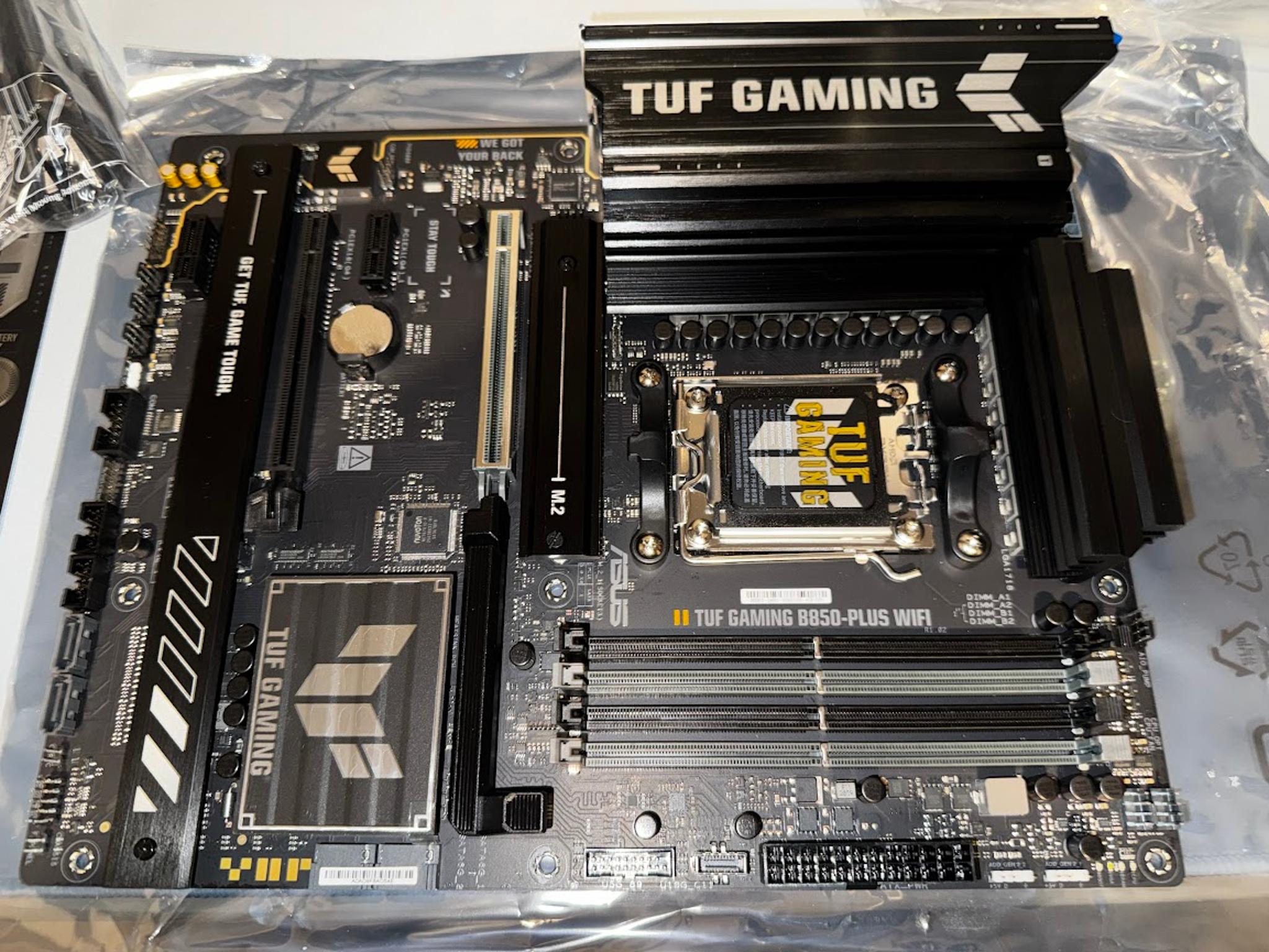 Like new- ASUS TUF Gaming B850-PLUS WiFi AMD AM5 B850 ATX Motherboard,