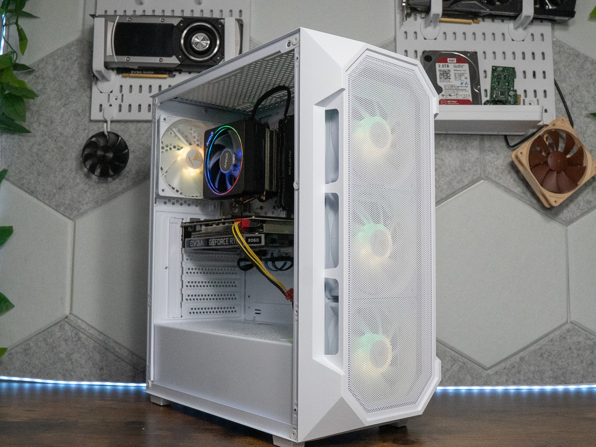 🌨🍬 | EVGA RTX 2060 6GB | RYZEN 5 3600 | 16GB DDR4 RAM | 1.25TB | Arctic Candy