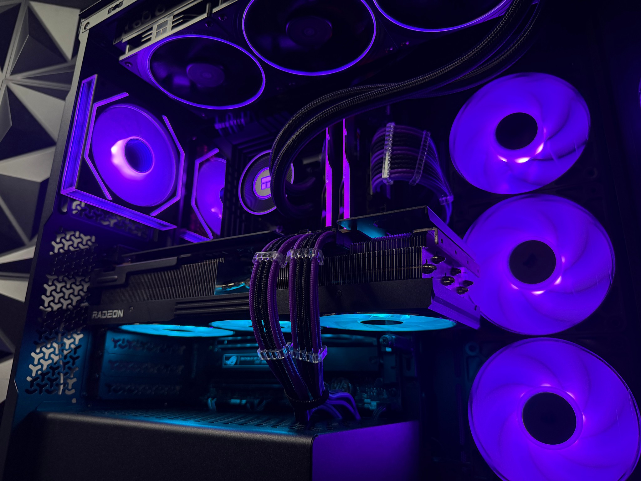 🌌💜 VIOLET MIDNIGHT 💜🌌 i9 12900K| RX 7900 XT| 32 GB DDR5 7600MHz| 4.5 TB NVMe| 850W Gold PSU