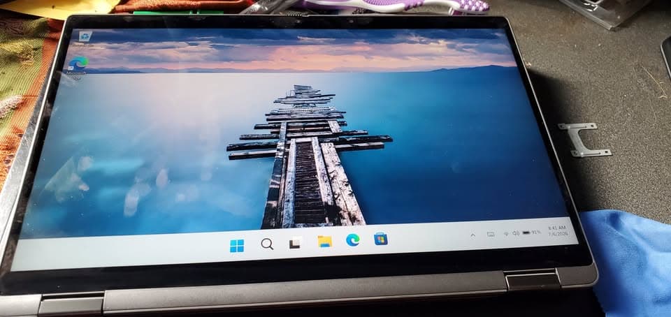 Dell Latitude 7310 2n1 touchscreen Laptop