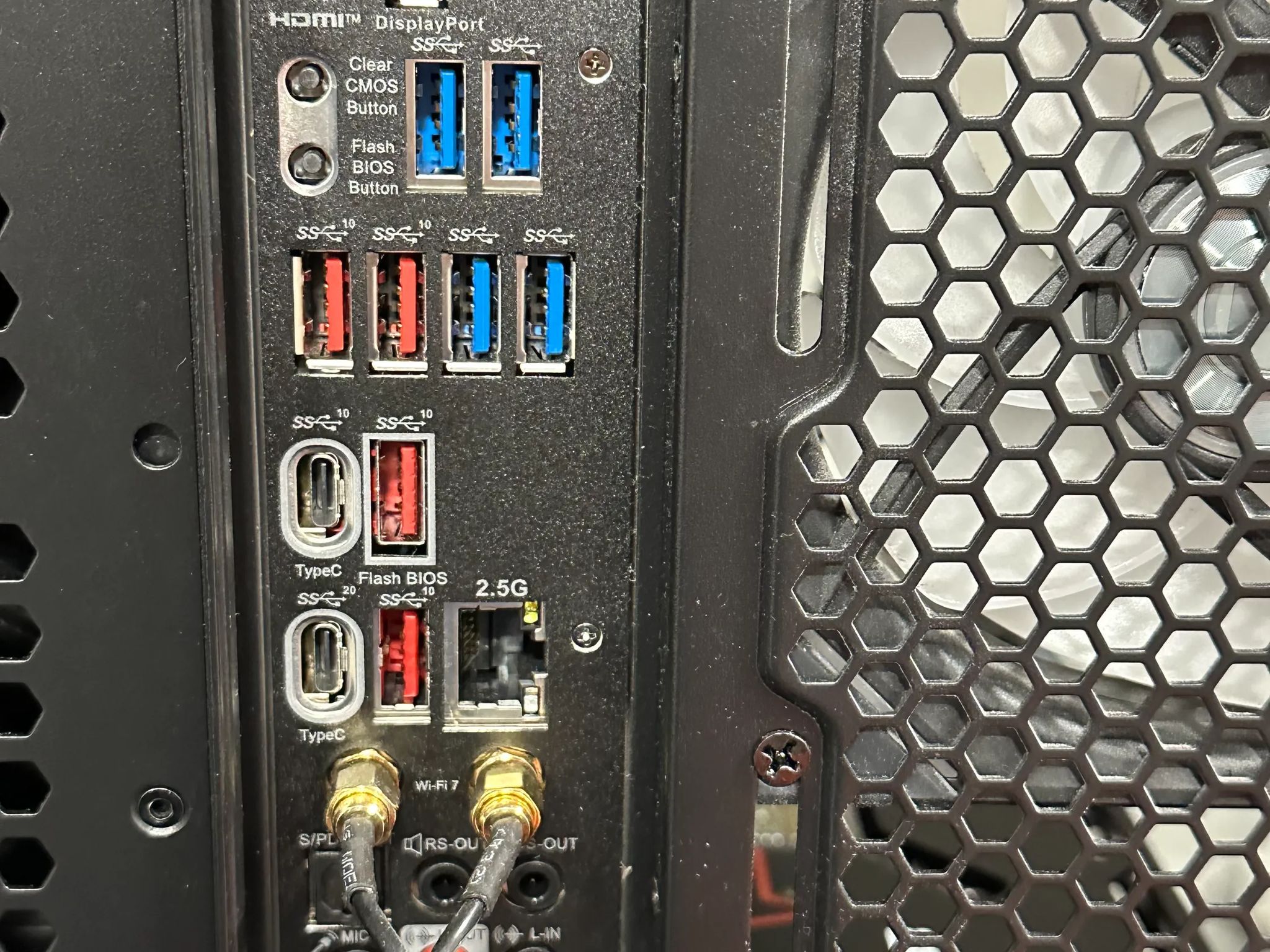 Gaming PC - 7900xt 20gb - i7 14700k - 32gb DDR5 - 2Tb M.2 Custom Built