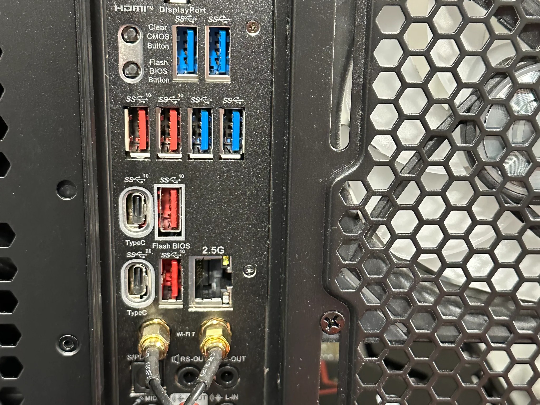 Gaming PC - 7900xt 20gb - i7 14700k - 32gb DDR5 - 2Tb M.2 Custom Built