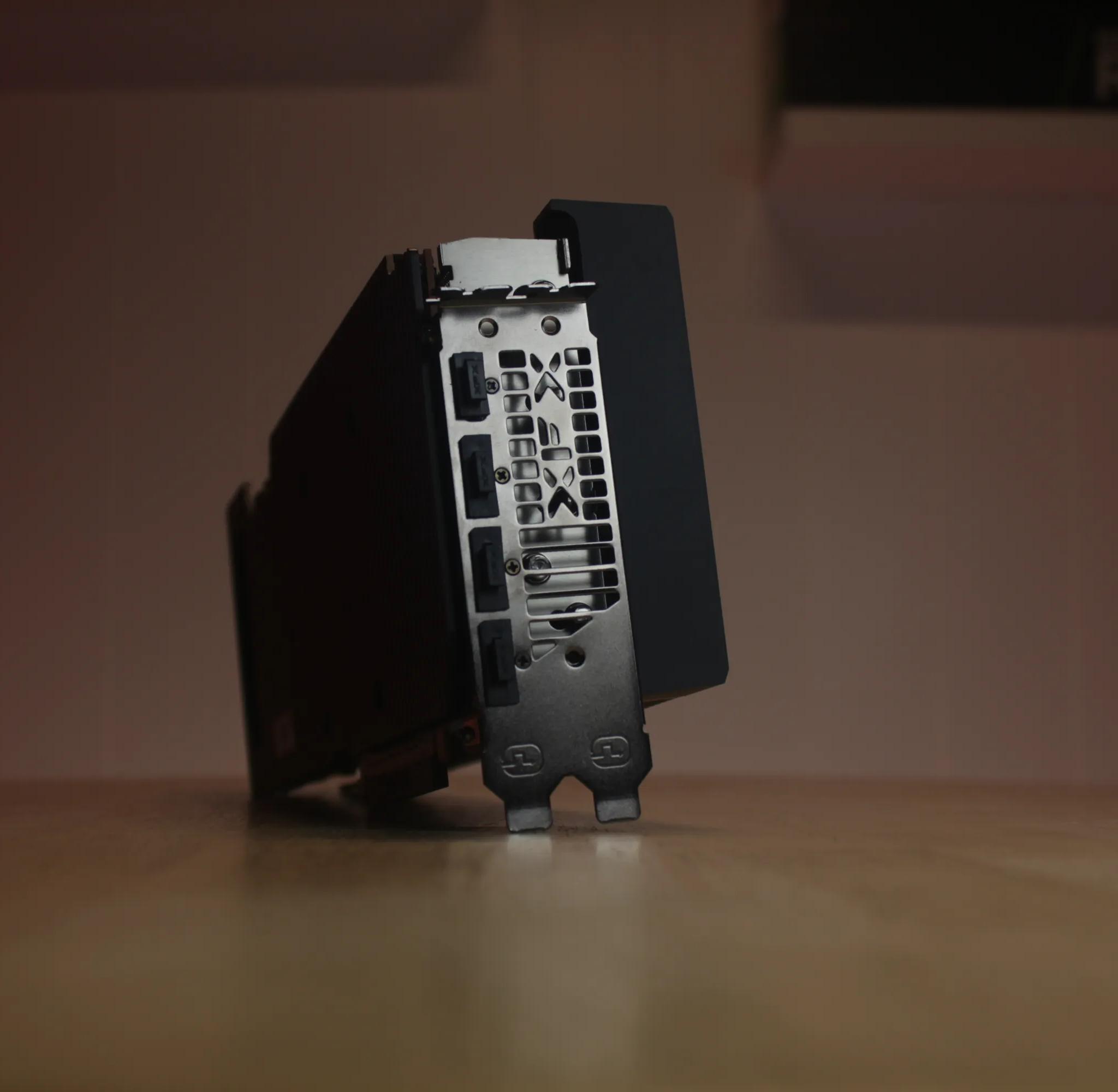 XFX RX 7900 XTX 24GB Mercury Magnetic Air OC