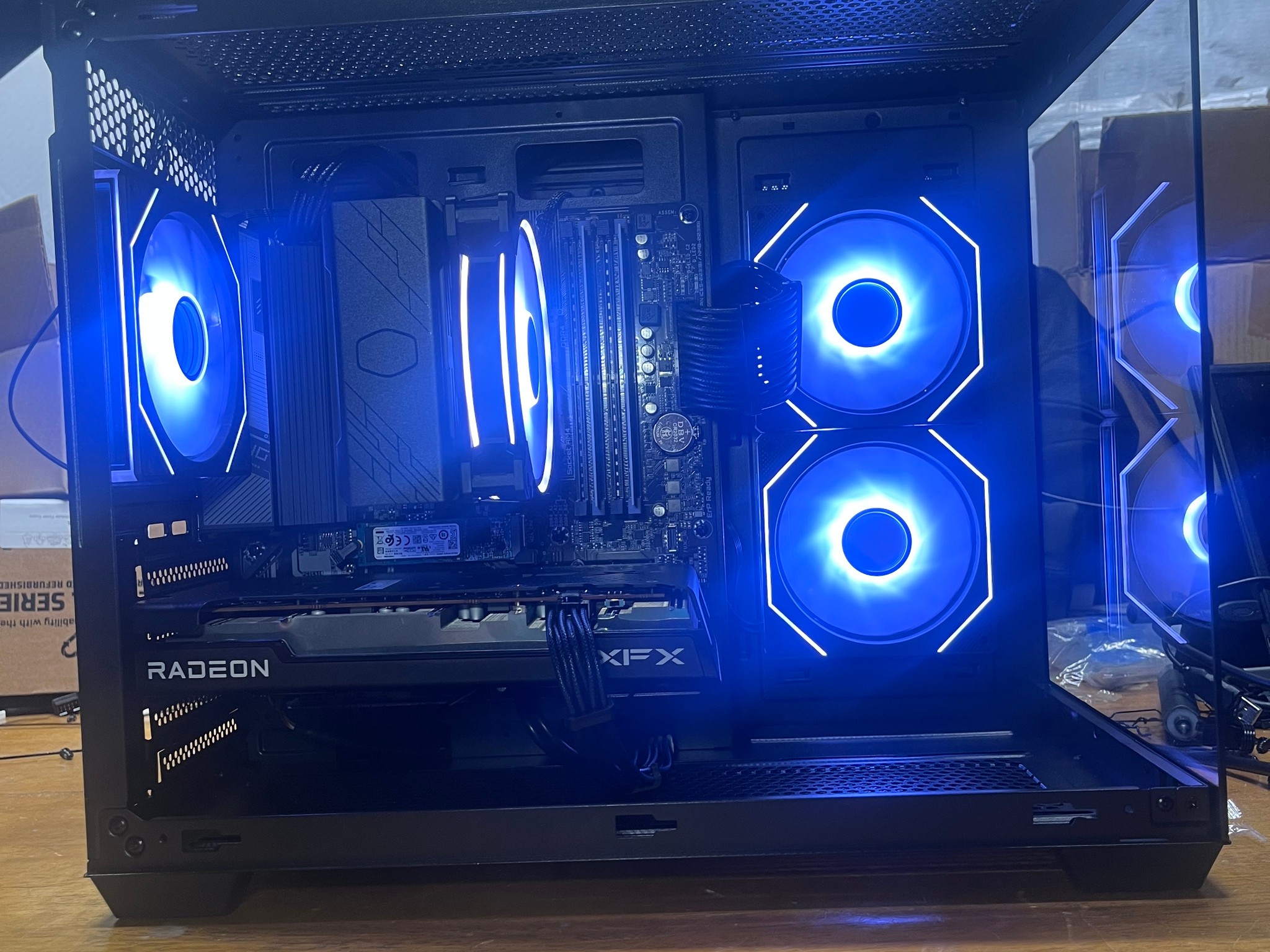RX 7600 | Ryzen 5 5500 | 16GBs RAM | 1.5GB SSD | Gaming PC