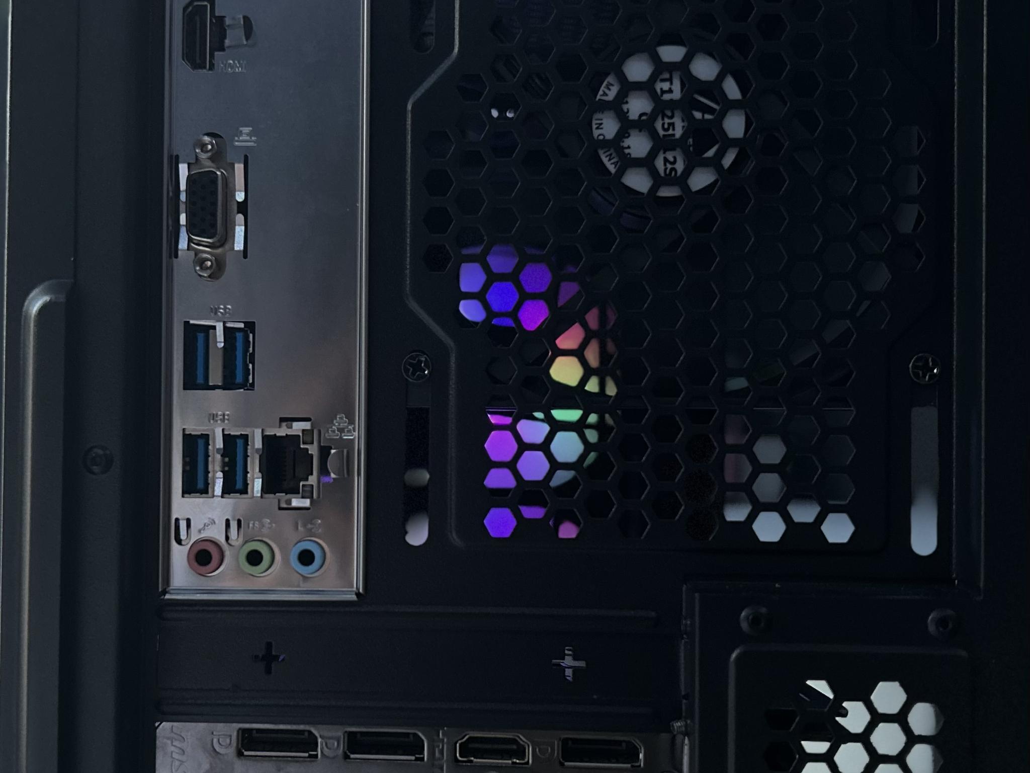 🔴 ⚫ 🔴 Compact Gaming PC | GTX 1060 // Ryzen 5 1600 AF