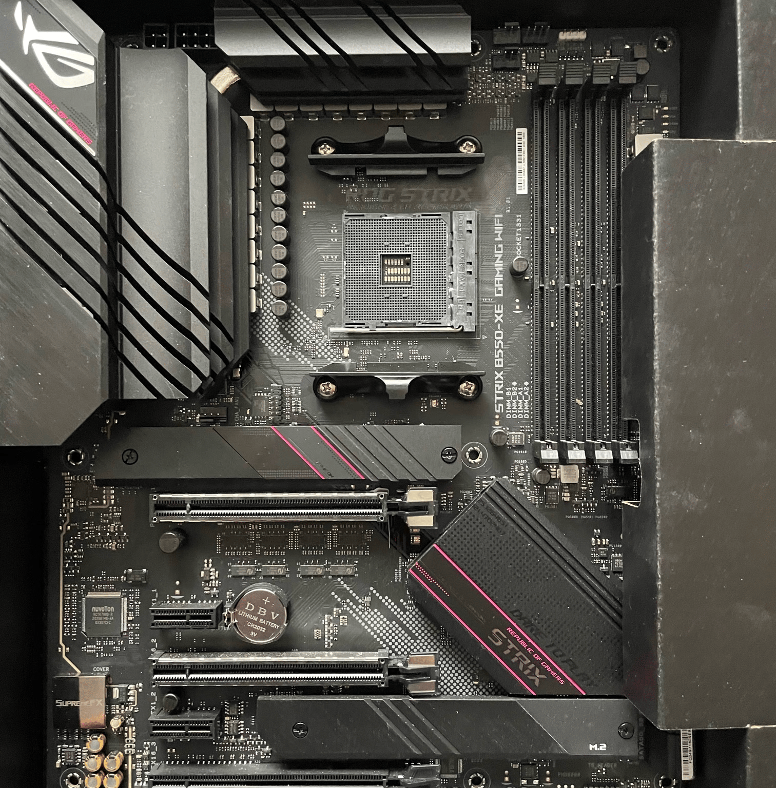 Asus ROG Strix B550-XE Gaming Wifi
