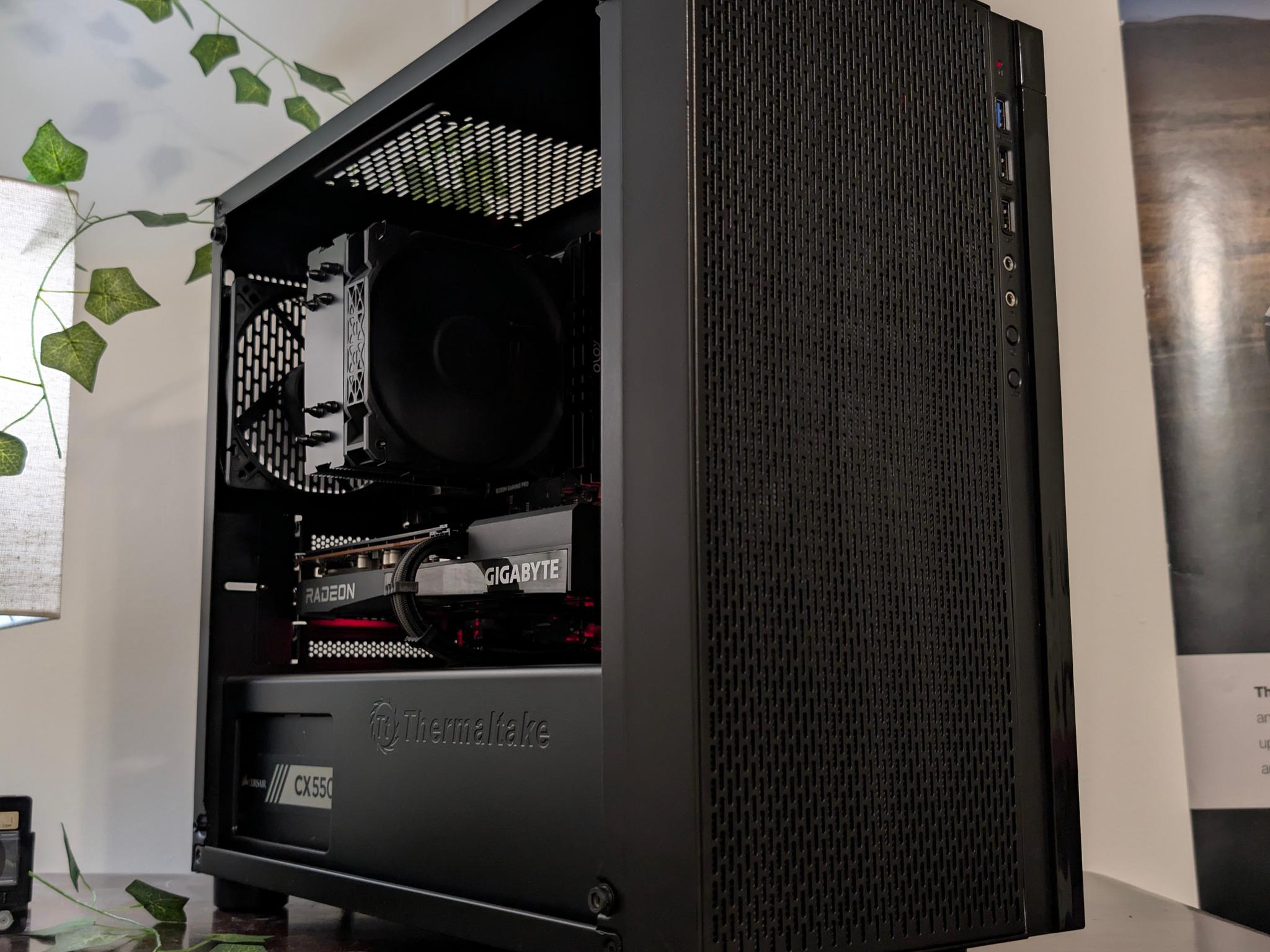 🏮 Ryzen 7 + RX 6650XT (≈ RTX 2080) Gaming PC with 1TB Storage