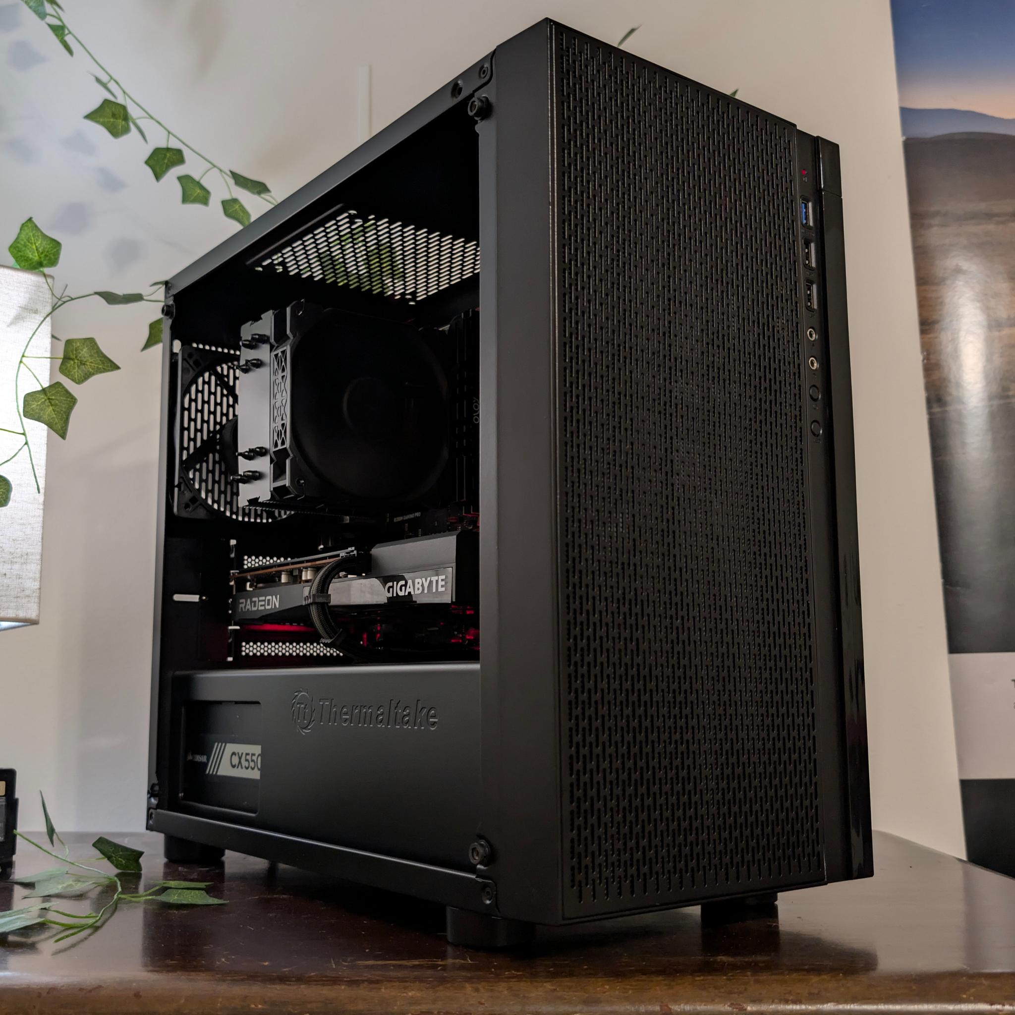 🏮 Ryzen 7 + RX 6650XT (≈ RTX 2080) Gaming PC with 1TB Storage