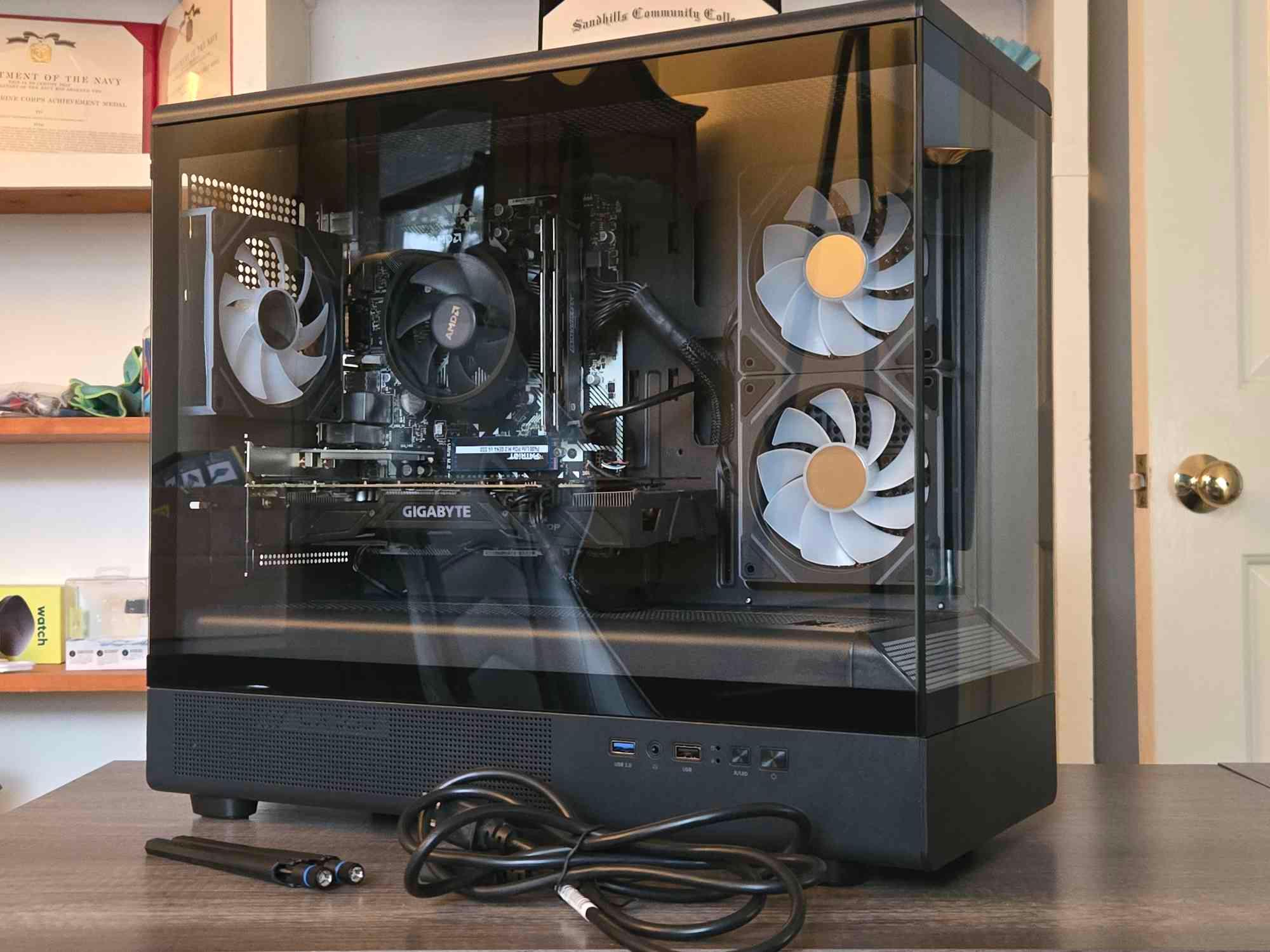 Black Gaming PC | GTX 1070 8GB | R5 2600 | 16GB | 500GB | Wi-Fi + BT | ARGB | 550W 80+ Bronze