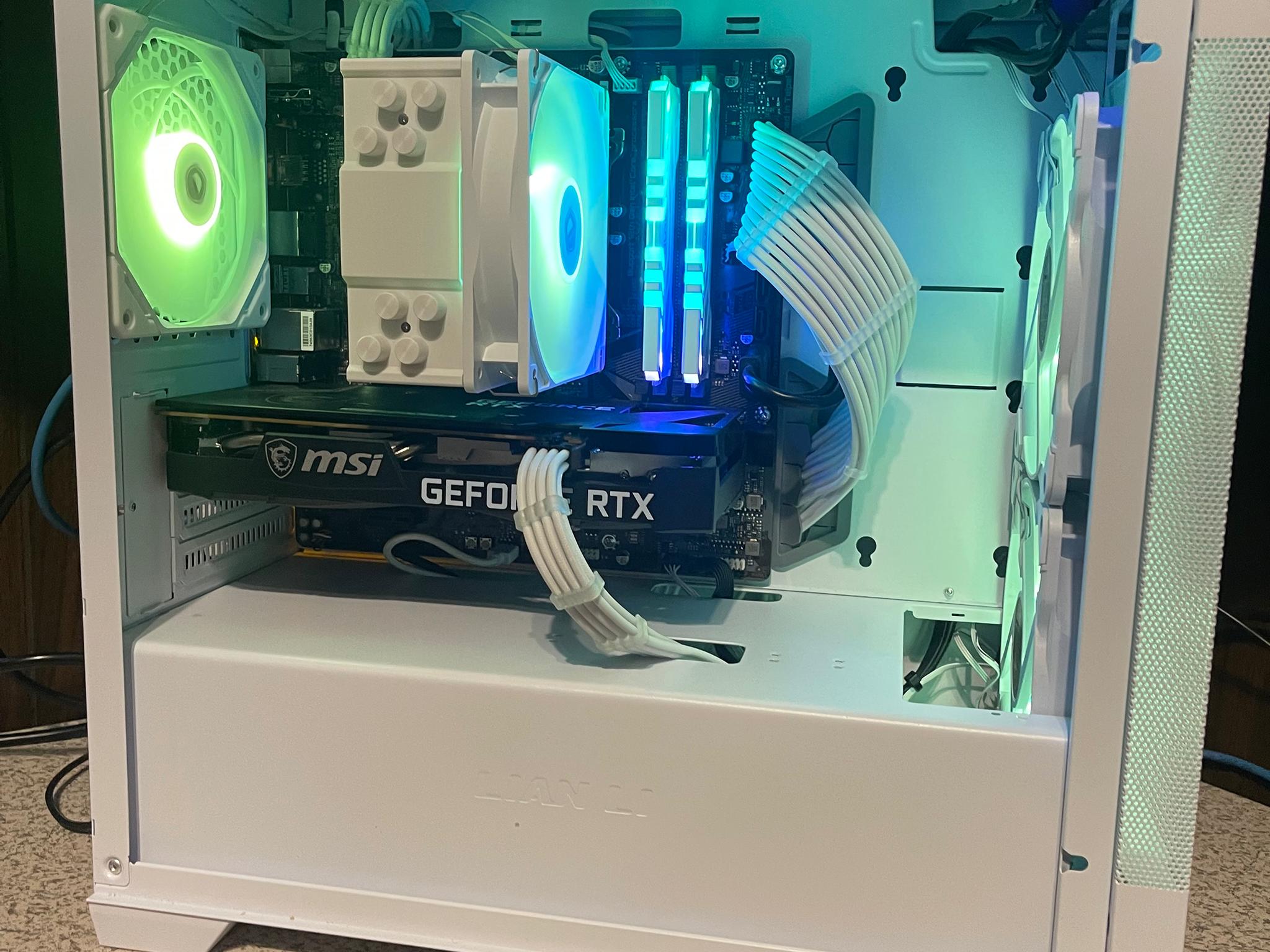 | Ice Saber | RTX 3060ti / i3 12100f | New Build |