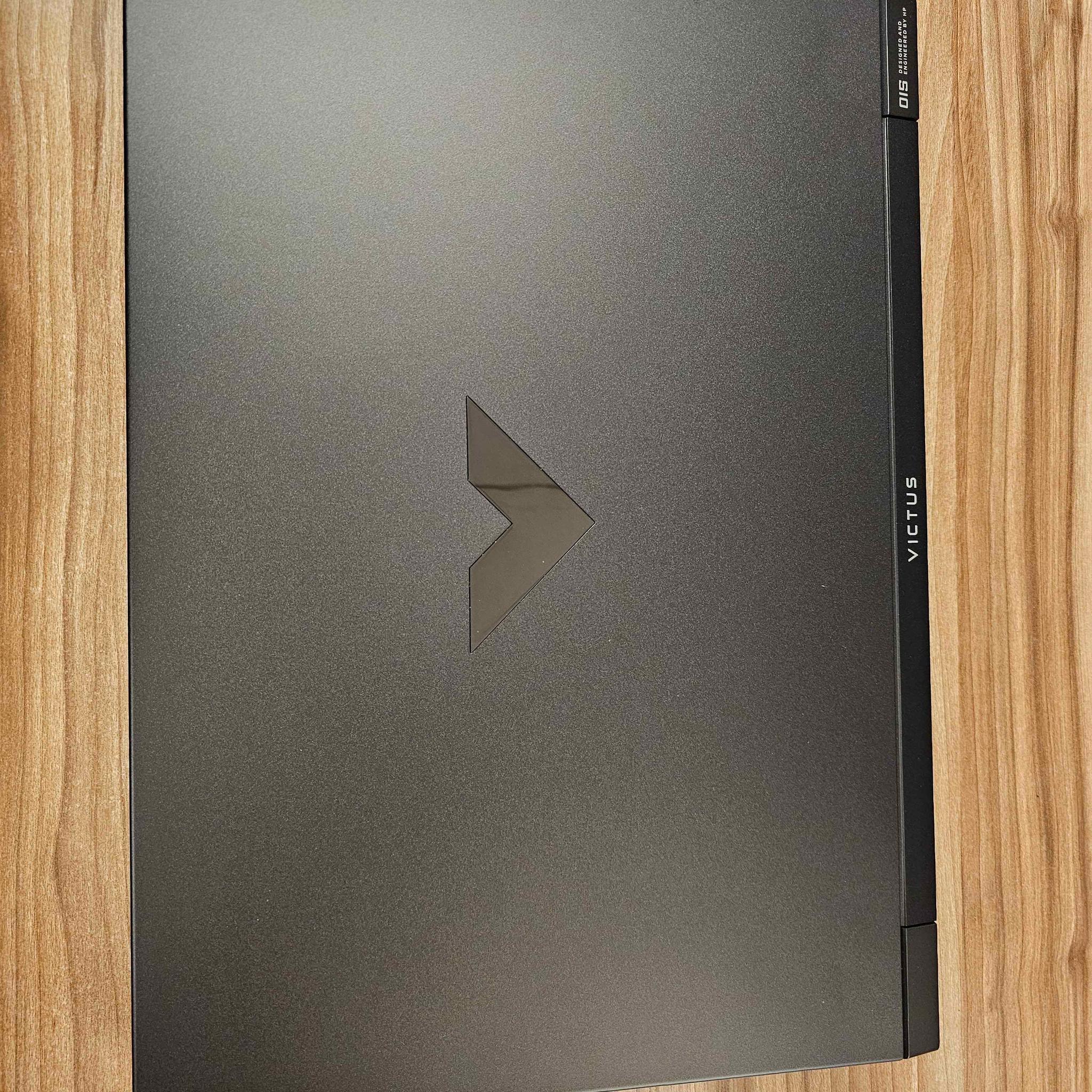 HP - Victus 15.6" - Ryzen 7 7445HS - RTX 4050 - 16GB DDR5 - 512GB SSD - Win 11 - Mica Silver