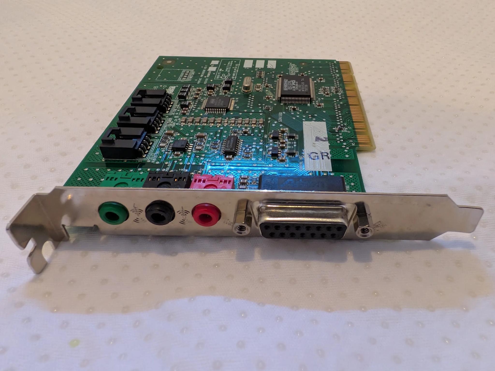 Ensoniq AudioPCI 1000 sound card with ES1370