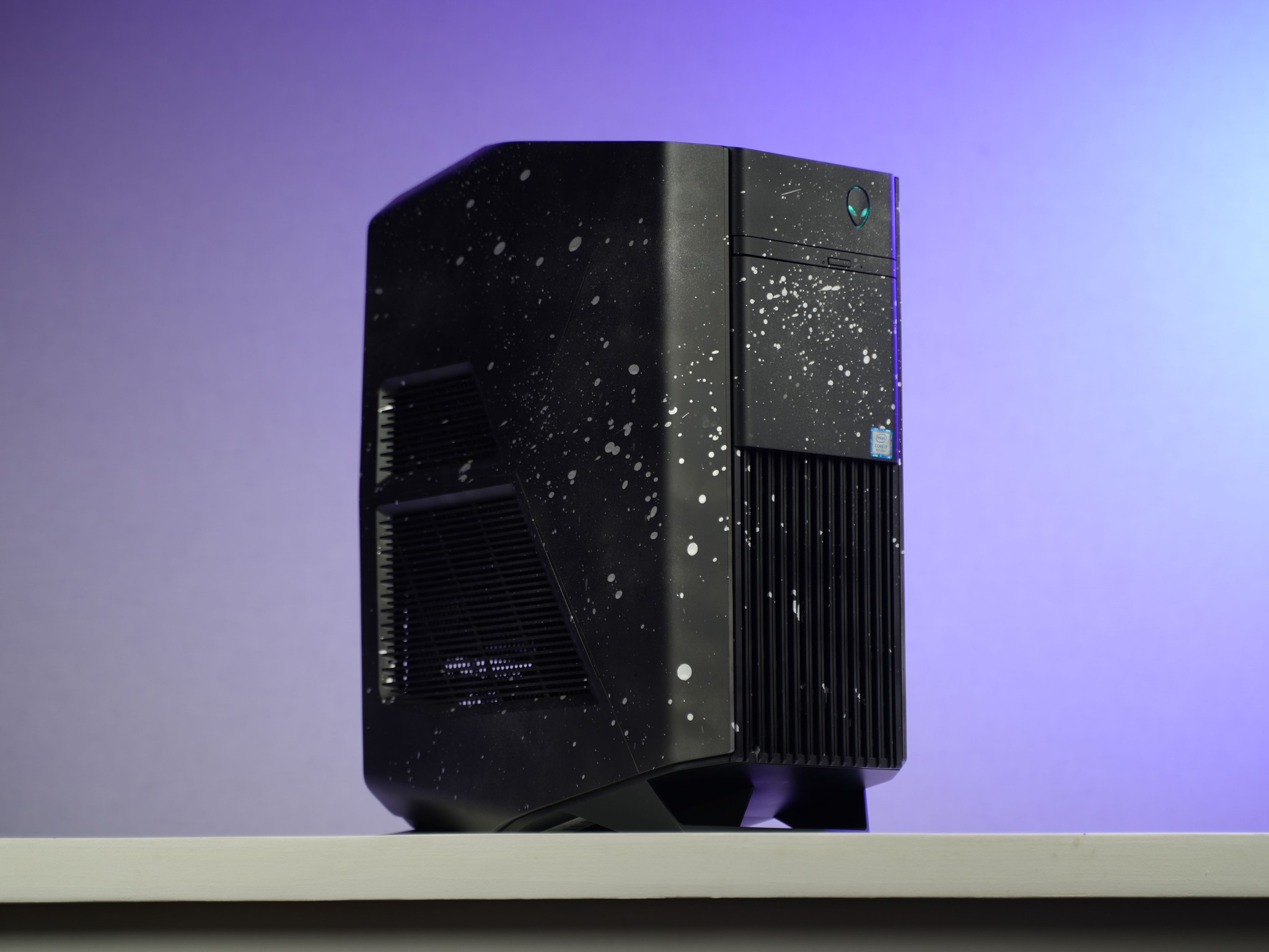 “ALIENSFORM” GTX 1080 intel i7 8700 16GB 1.3TB Windows 11 Gaming PC Powerhouse