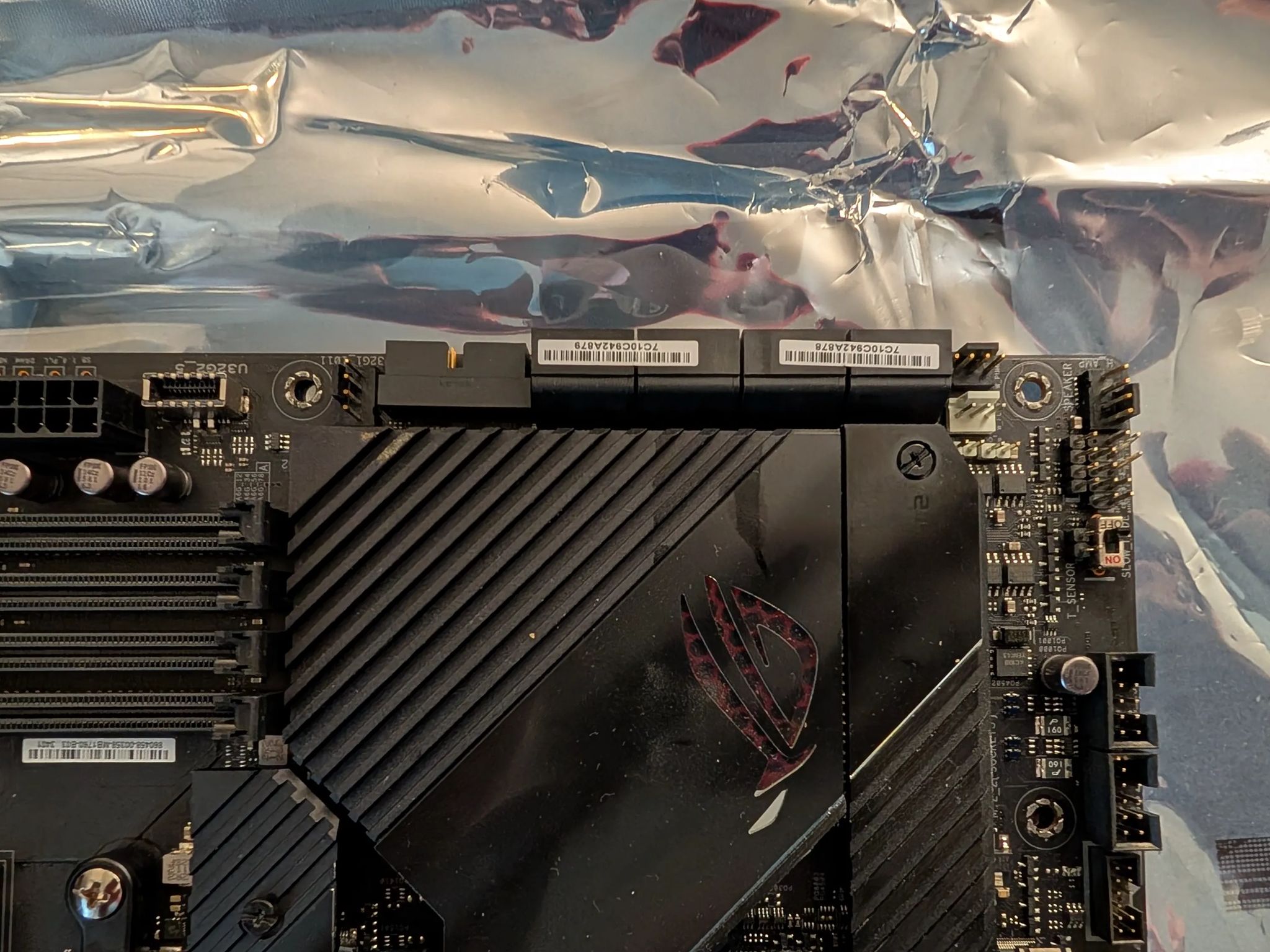 Asus ROG Crosshair DarkHero x570 motherboard