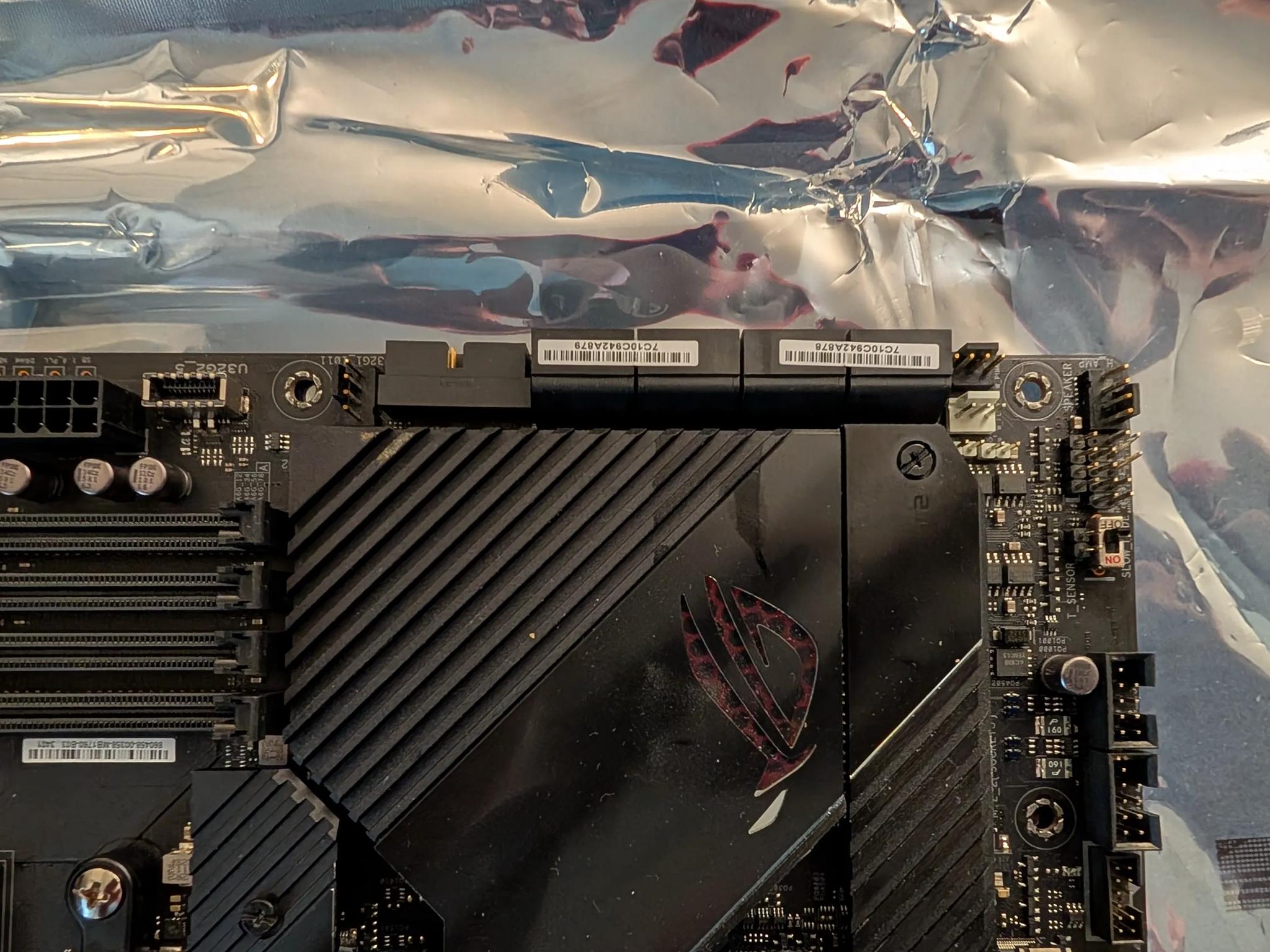 Asus ROG Crosshair DarkHero x570 motherboard