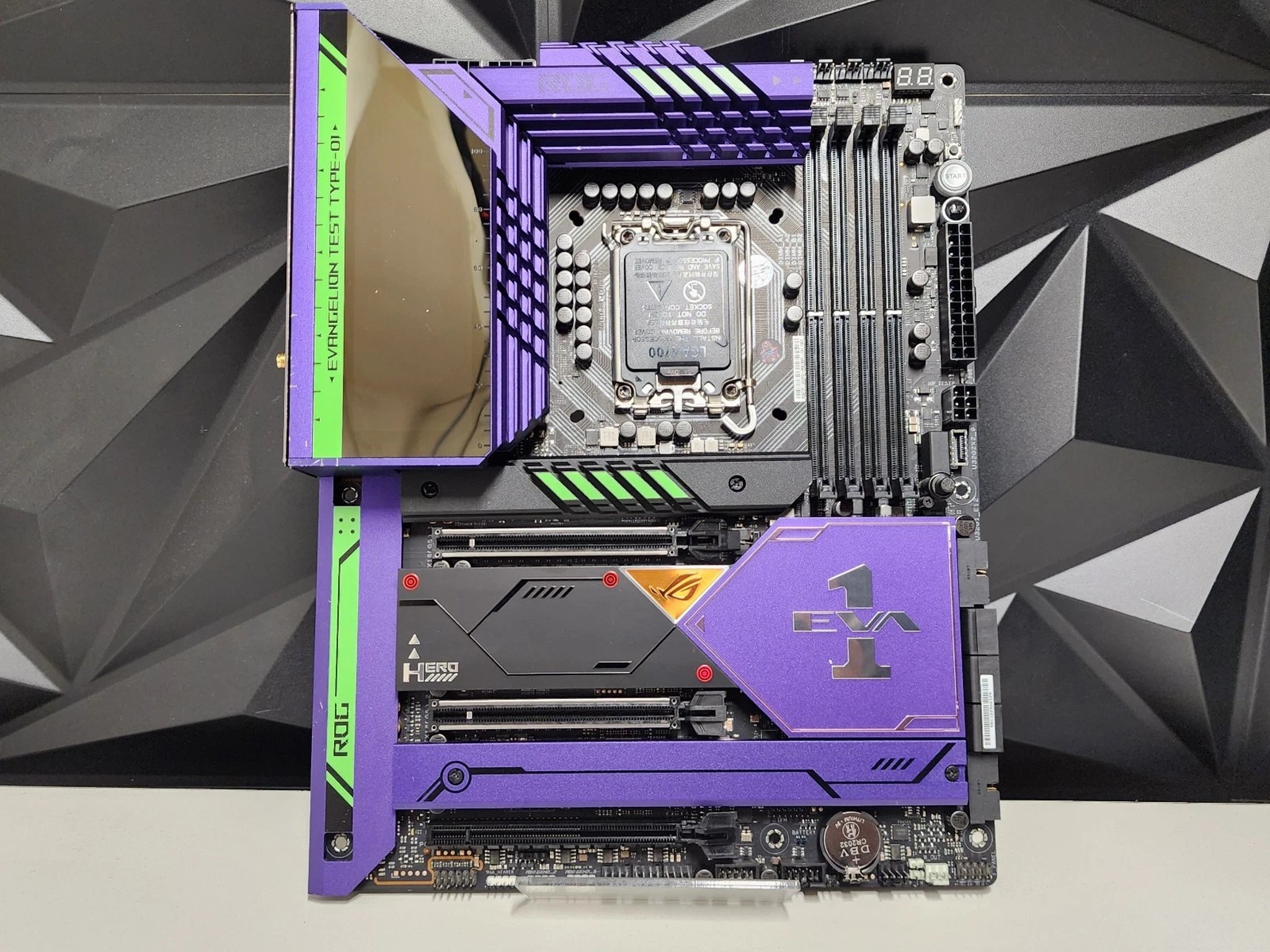 UPDATED BIOS ASUS ROG Maximus Z690 Hero EVA Edition LGA 1700 ATX Motherboard