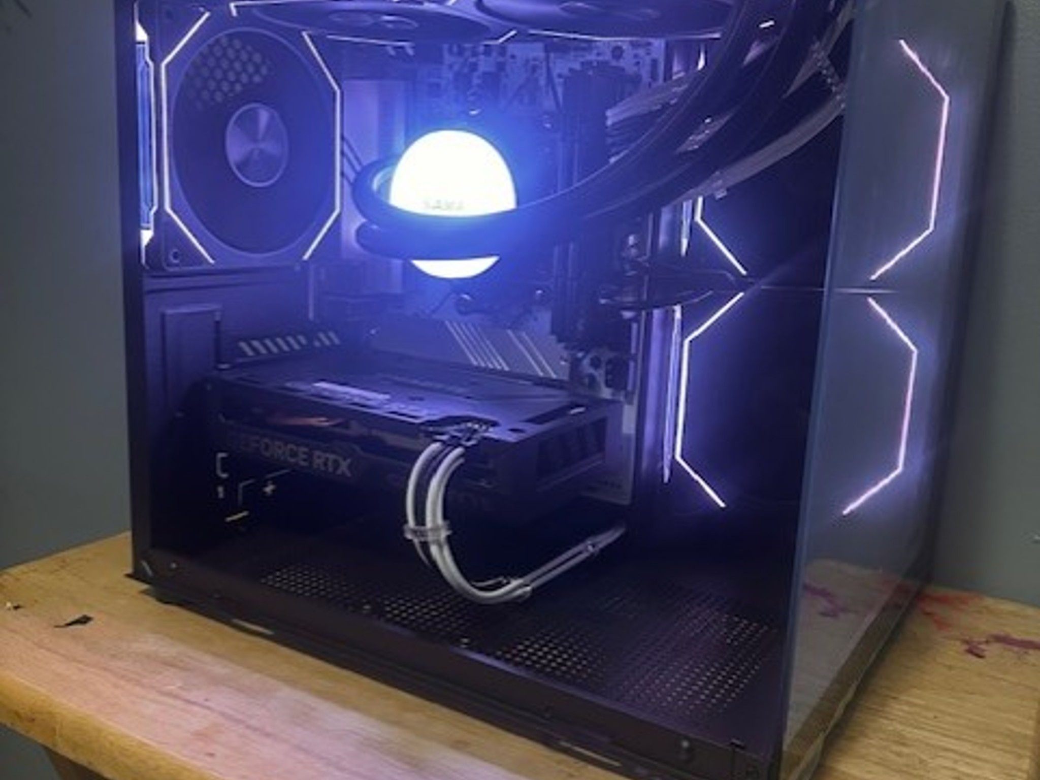 Ryzen 5 7600x|Rtx4060|32g DDR5 6000Mhz|B650|1TB Gen4 M.2|850W PSU|Sama 240 AIO|Prism Infinity Fans