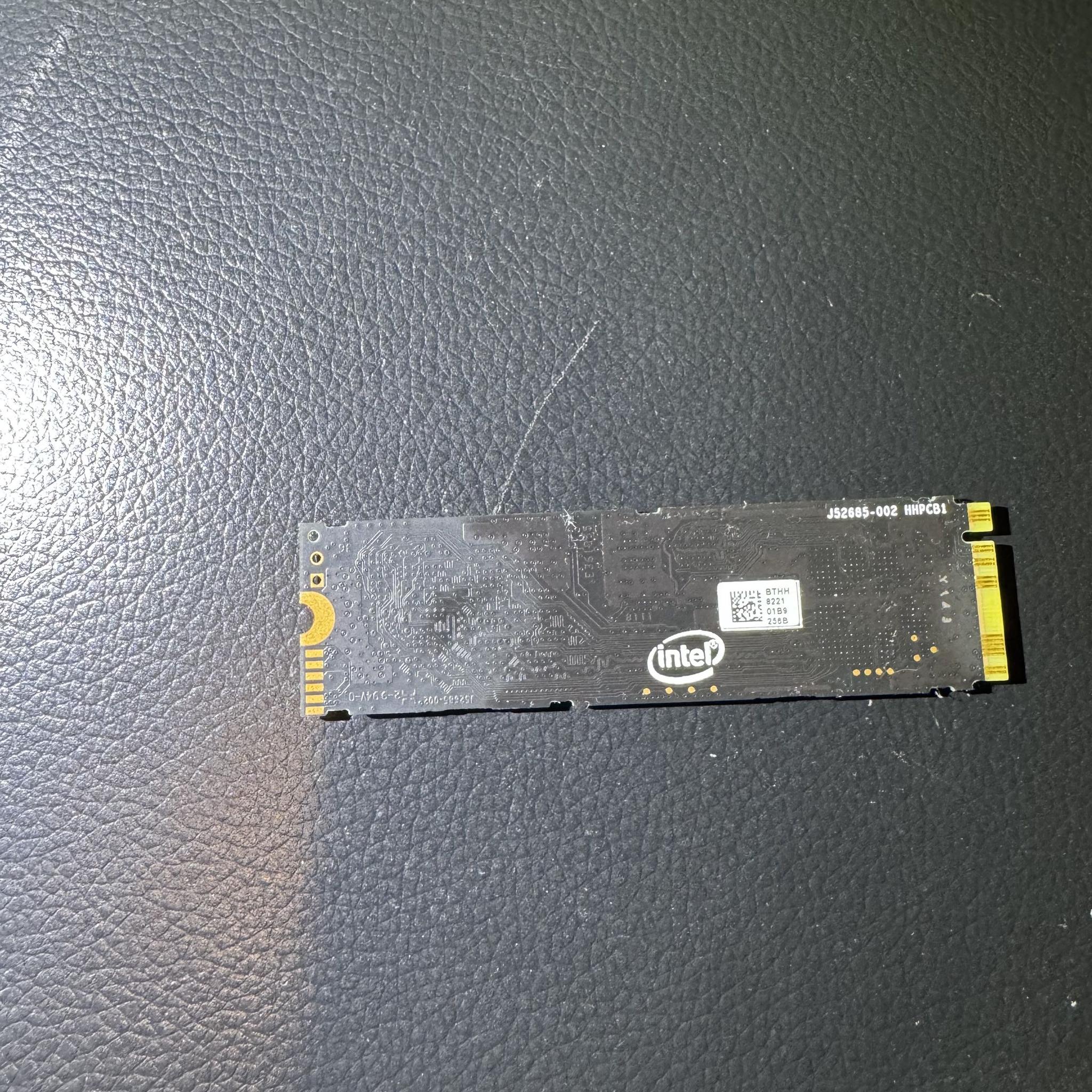 Intel SSDPEKKF256G8 256GB M.2 NVME