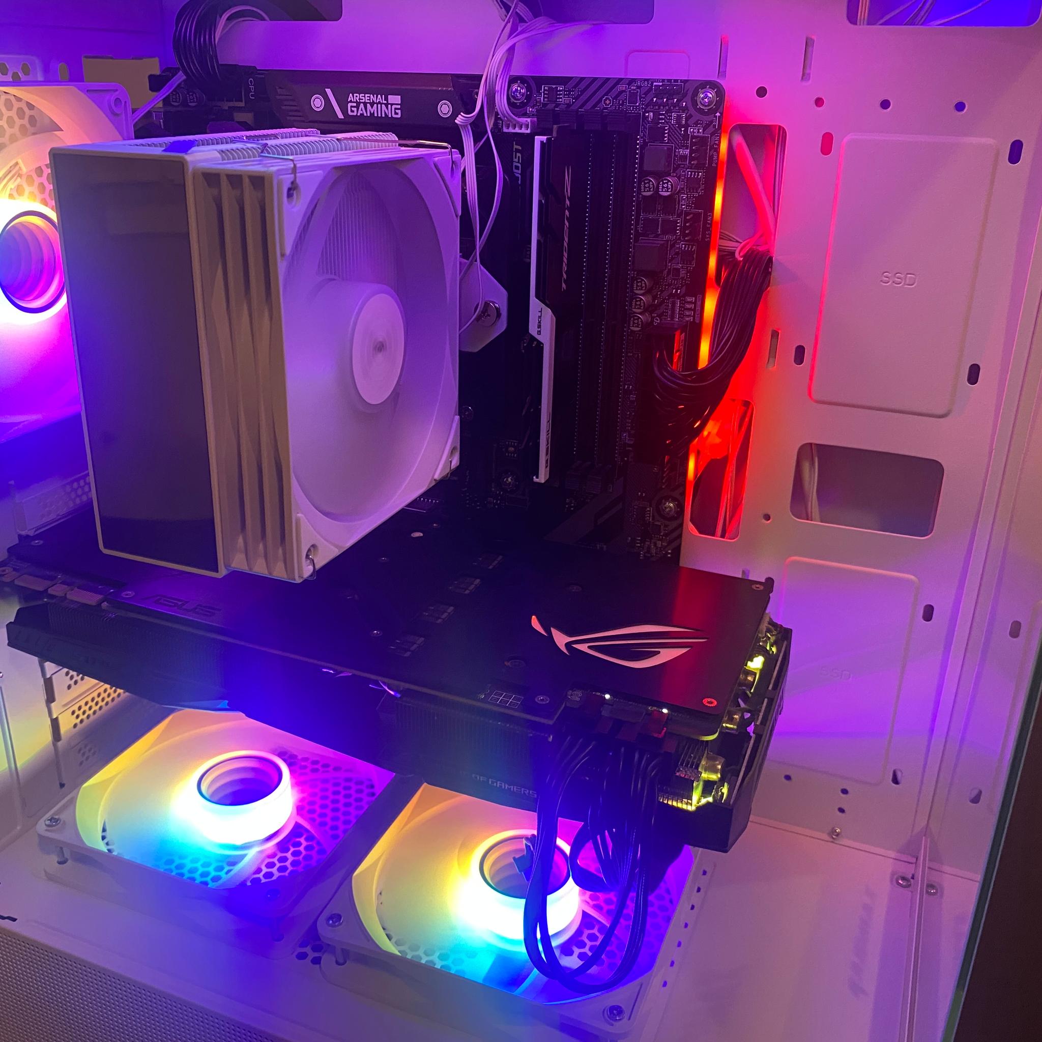 White RGB Gaming PC | Ryzen 5 3600 | GTX 1080 8GB | 16GB DDR4 | 500GB M.2 SSD