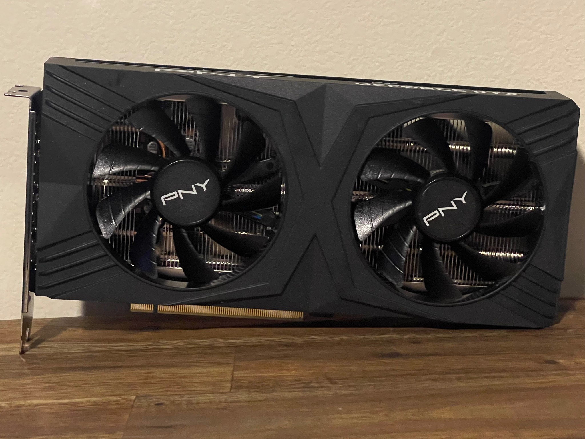 PNY GeForce RTX™ 4070 12GB VERTO™ Dual Fan