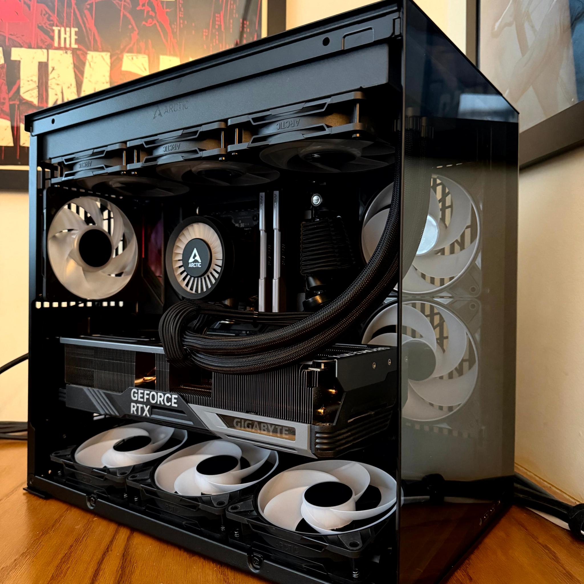 Tveir Hrafnar - RTX 4080 Super OC | Ryzen 9 7900x3d | 32G RAM @6400MT/sec | 4TB Storage | 1000W PSU