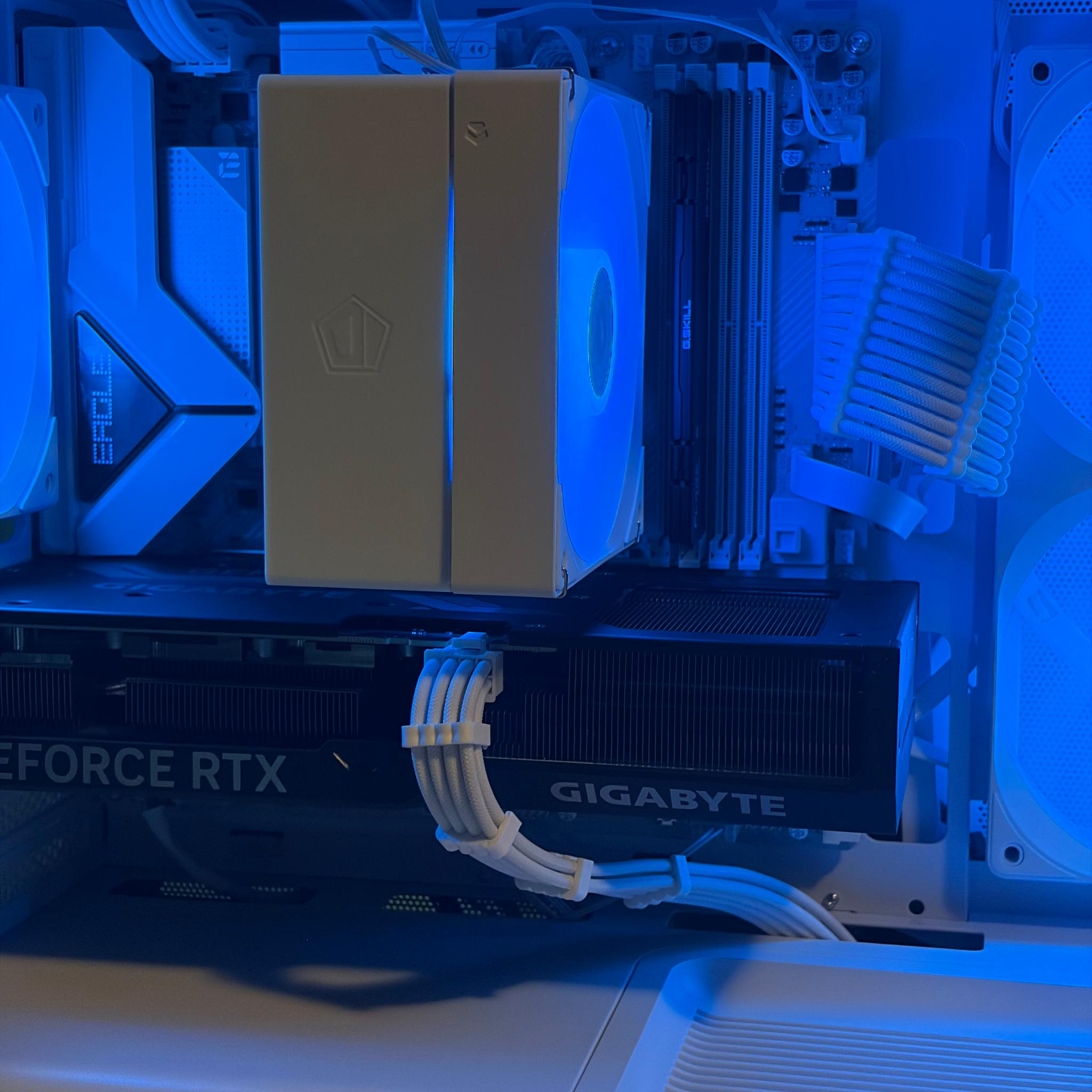 🤍 WHITE BEAST | RTX 4070 12GB | Ryzen 5 7600X | 1.25TB | WiFi 6E | RGB