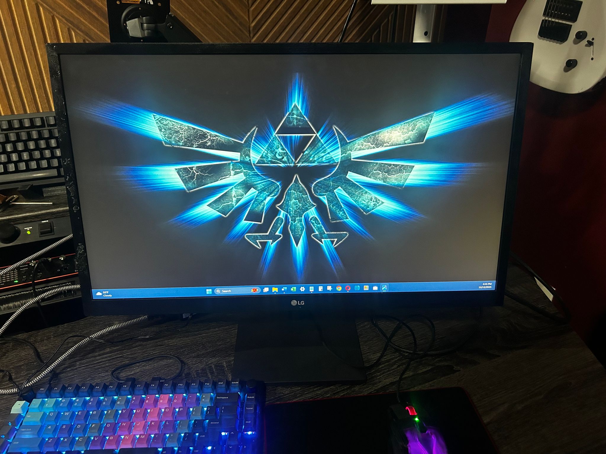 LG 27” Full HD (1920x1080) IPS LED Monitor with Radeon FreeSync™