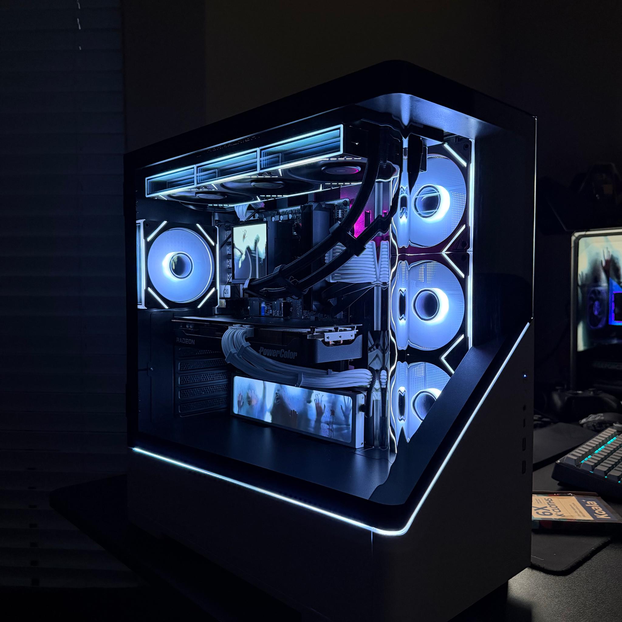 ❄️ Ryzen 7 9700X + RX 9070 GRE 12GB | 32GB DDR5 | 1TB NVMe | 360mm LCD AIO | 9” Display | Wi-Fi | Wi