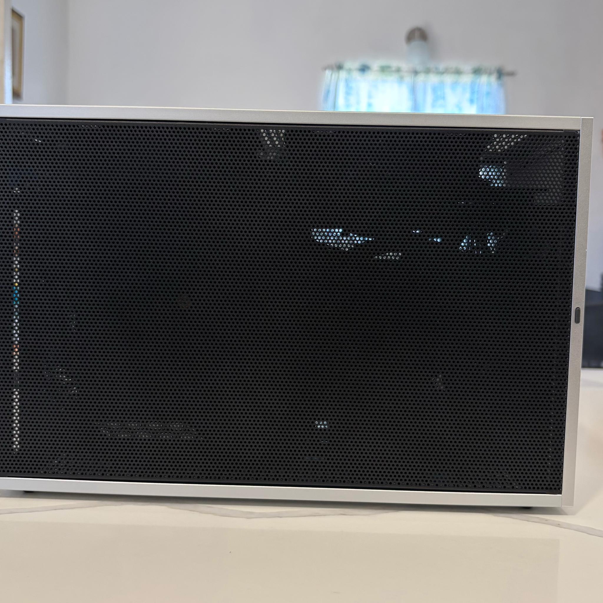 ITX RTX 5070 TI + RYZEN 7 9800X3D